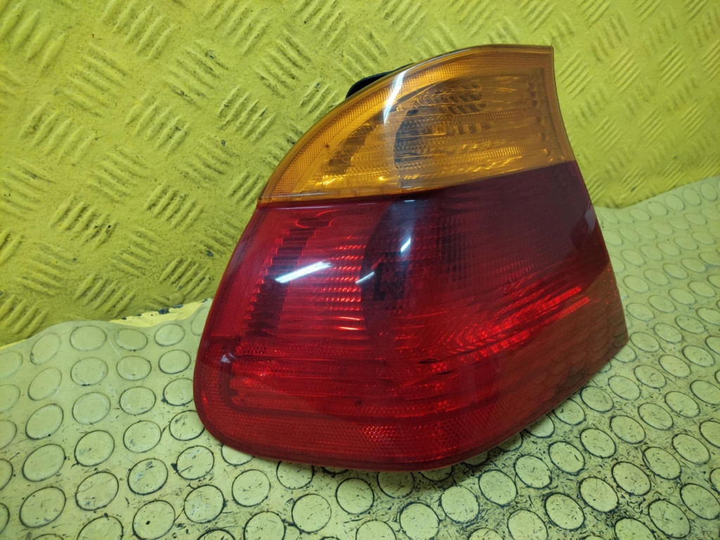 BMW E46 light left rear part 230011