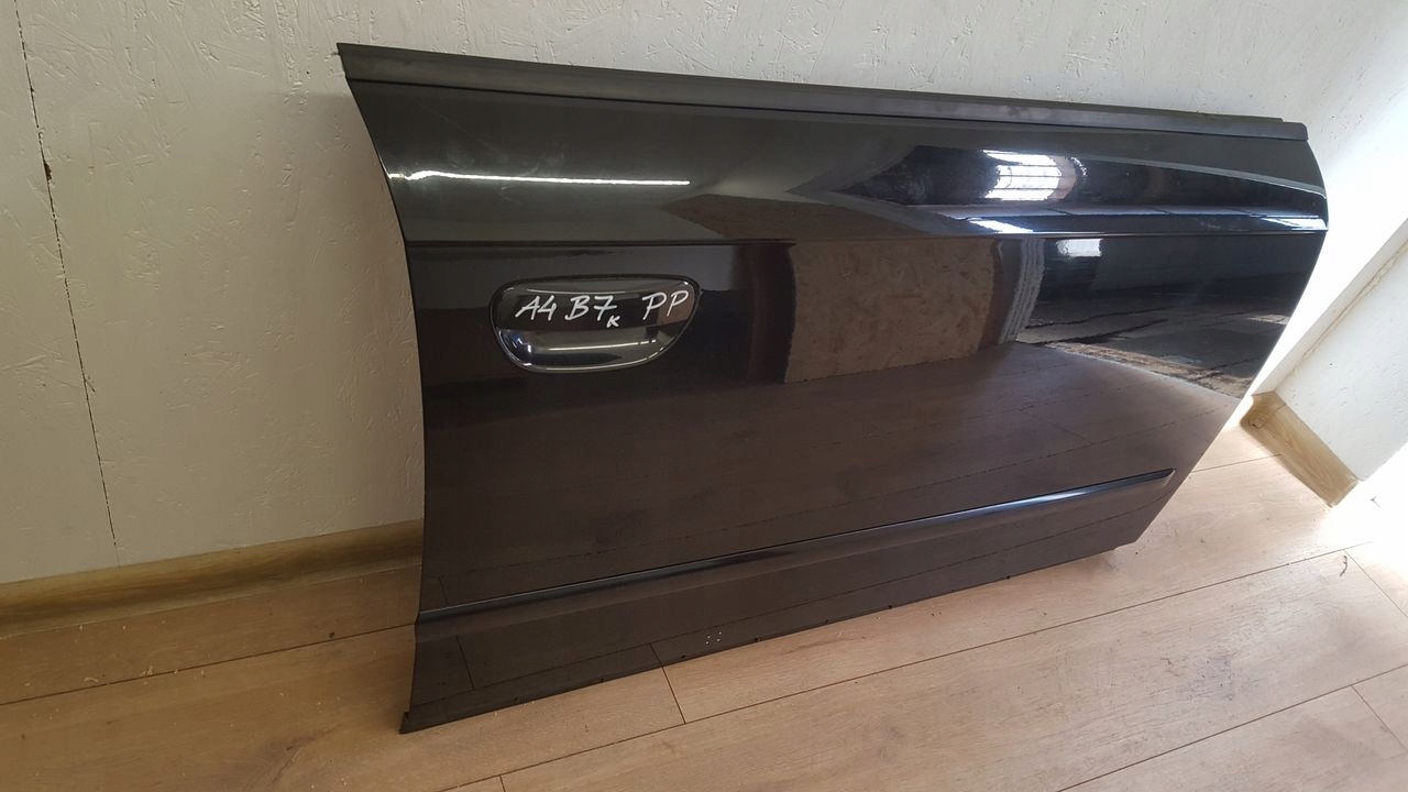 door front front right Audi A4 B7 2,0 TDI