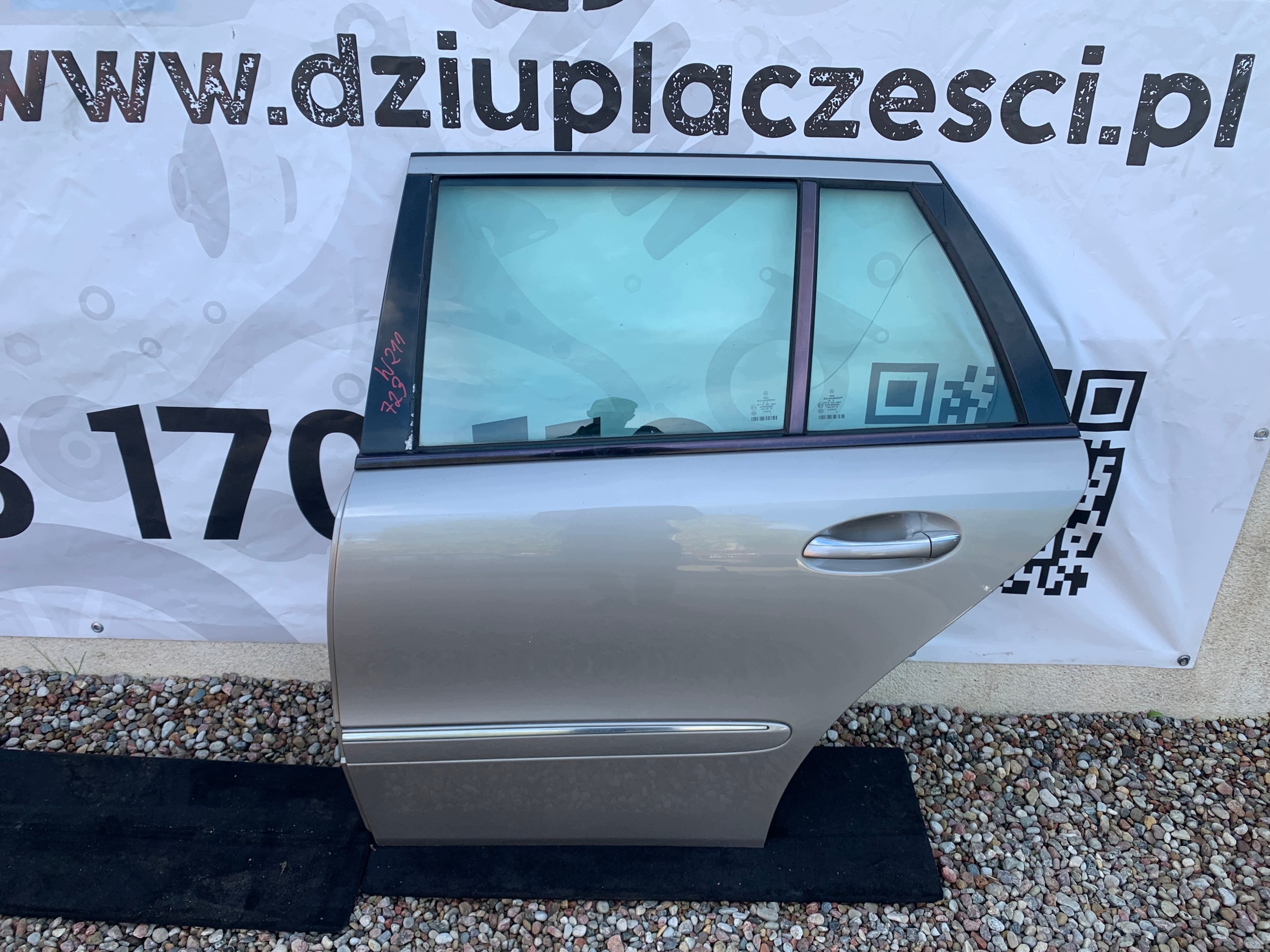 MERCEDES W211 S211 E-class door left left rear part rear. c723 723 KOMBI
