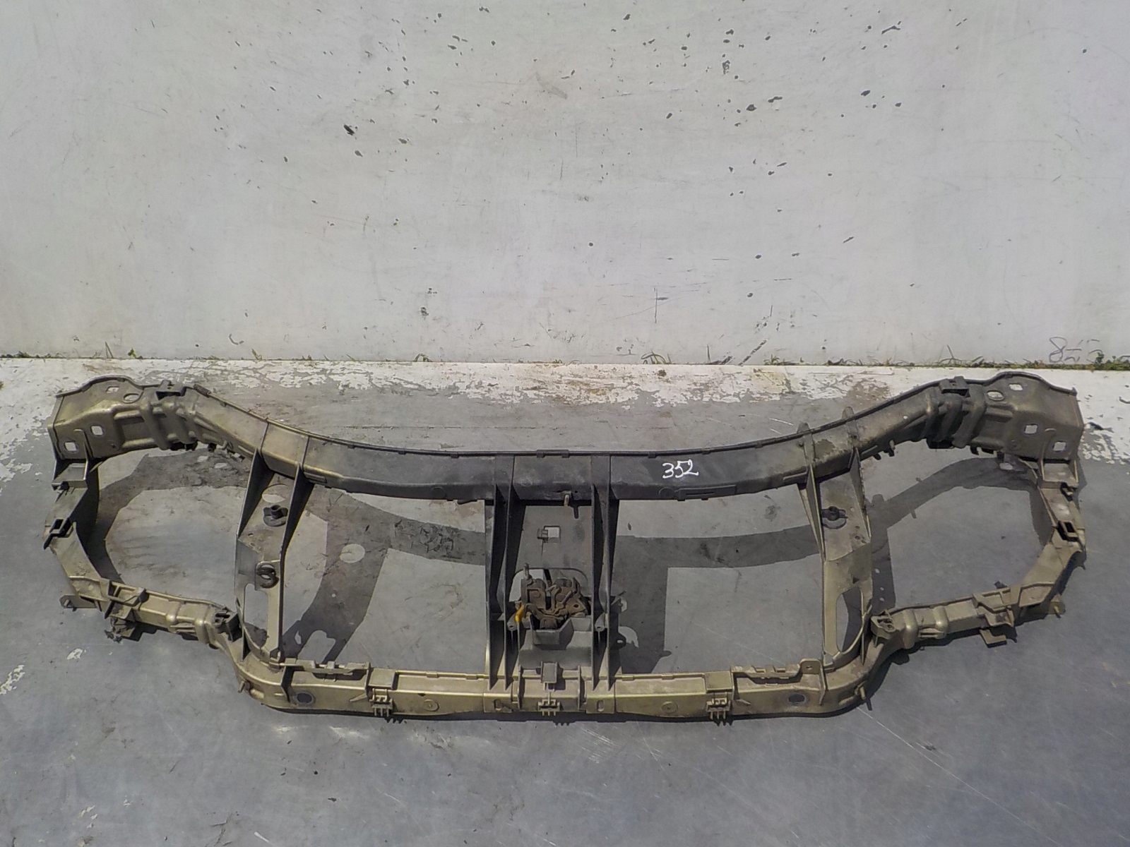 352 FORD MONDEO IV MK4 support panel for radiators OKULAR pillar iron
