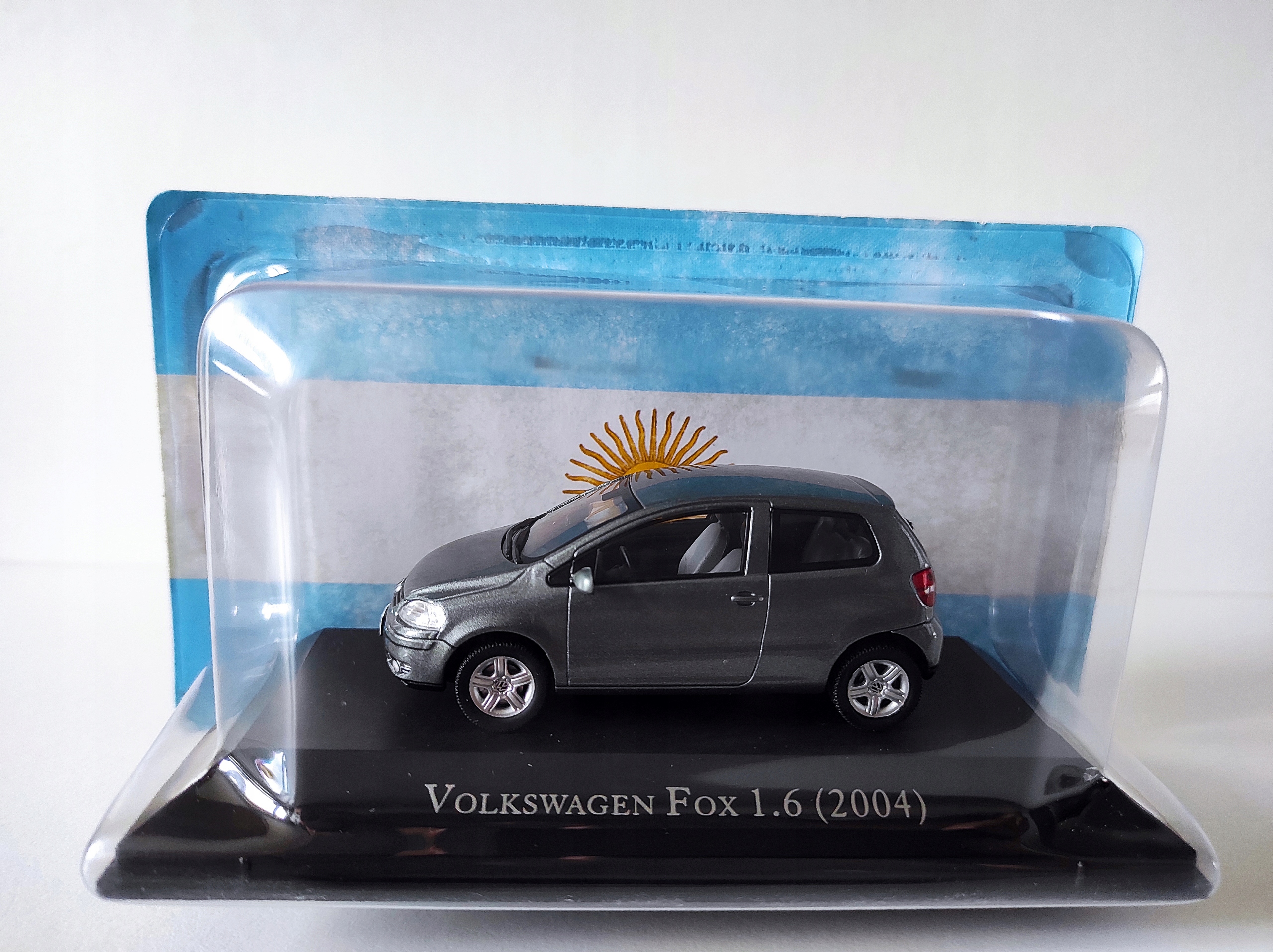 Volkswagen Fox 1.6 (2004) Salvat 1:43