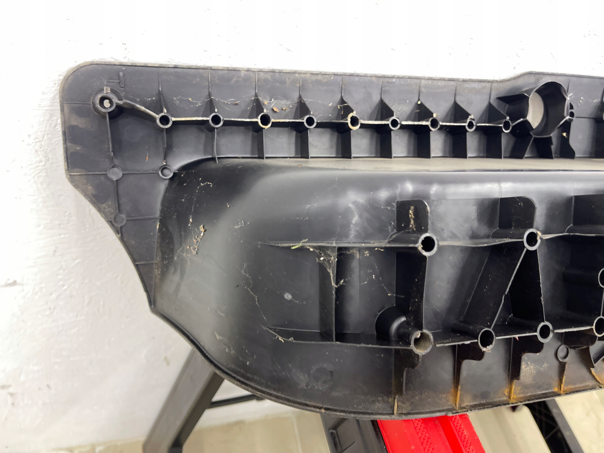 TRAFIC VIVARO II STOPIEN threshold right 8200523989
