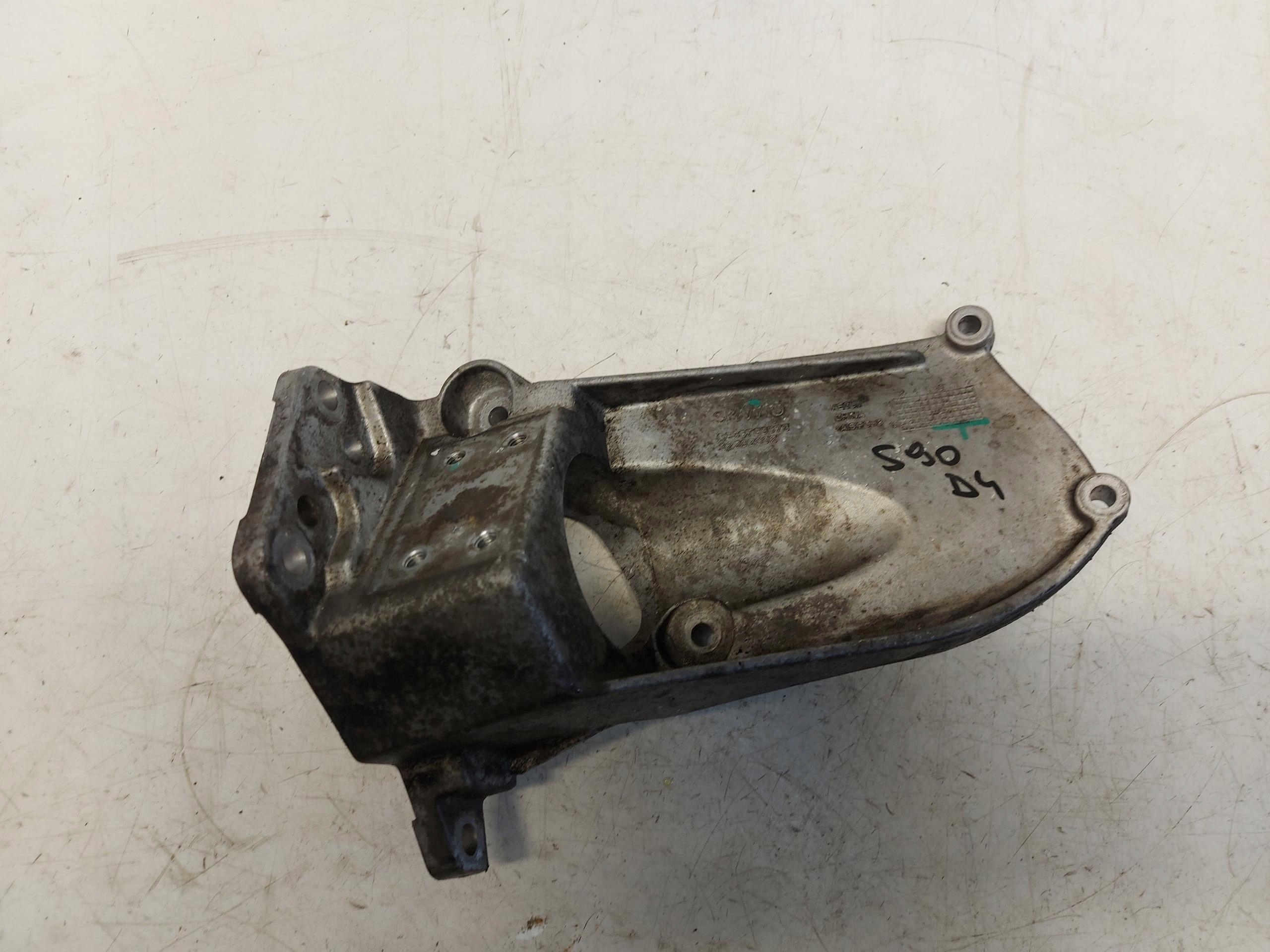 VOLVO S90 D5 sedan holder engine mount 32202602