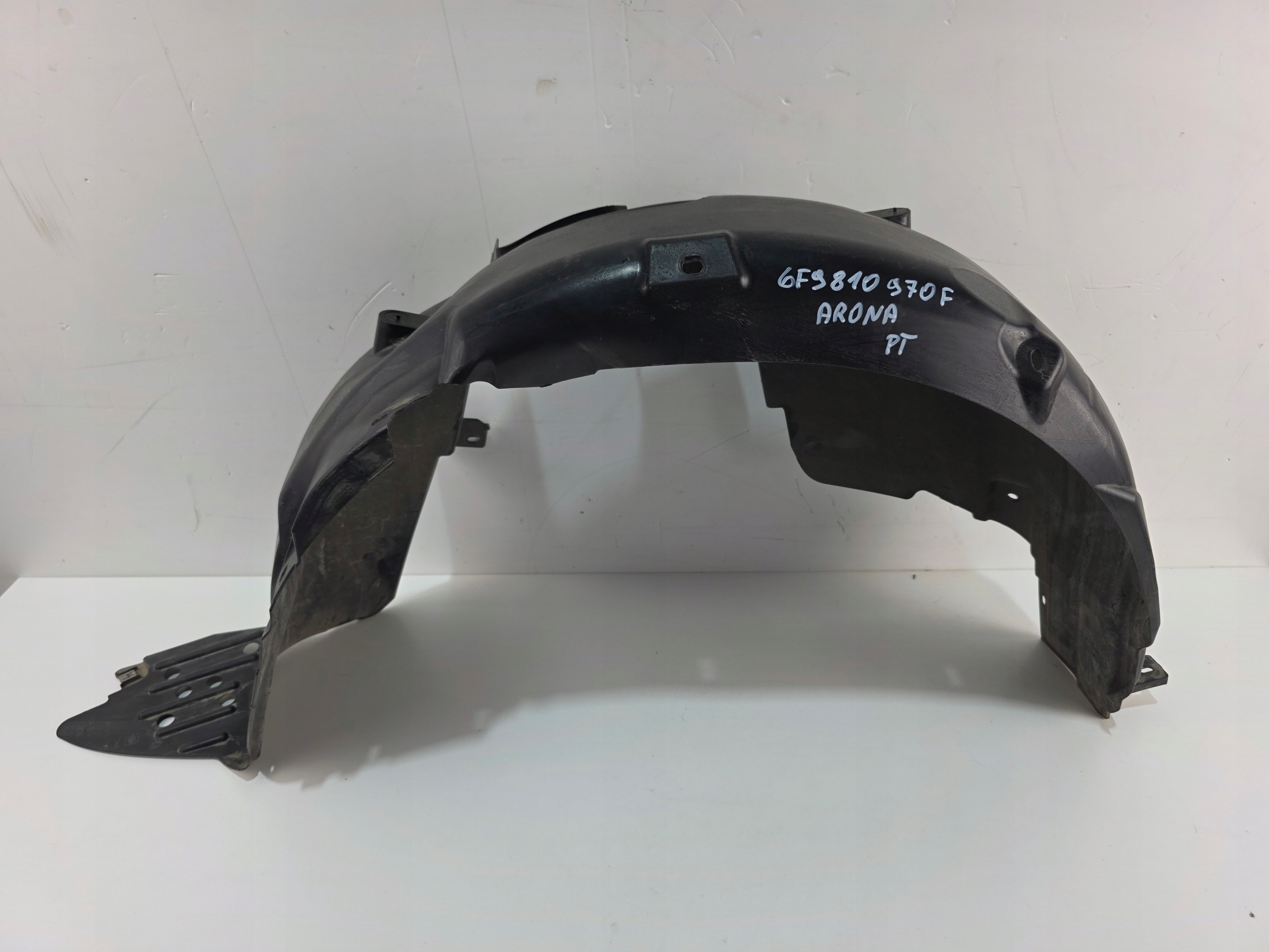 mudguard right rear. SEAT ARONA 6F9810970F