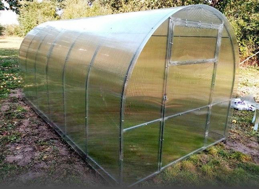 SZKLARNIA z POLIWĘGLANU 2x4m z OCYNK TUNEL 20x20mm Długość 4 m