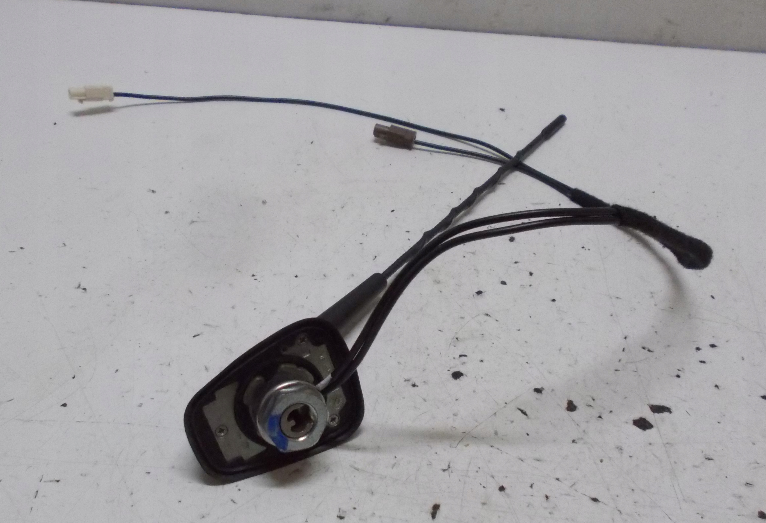 RENAULT MASTER III LIFT Antenne Porte BAT 282174506R