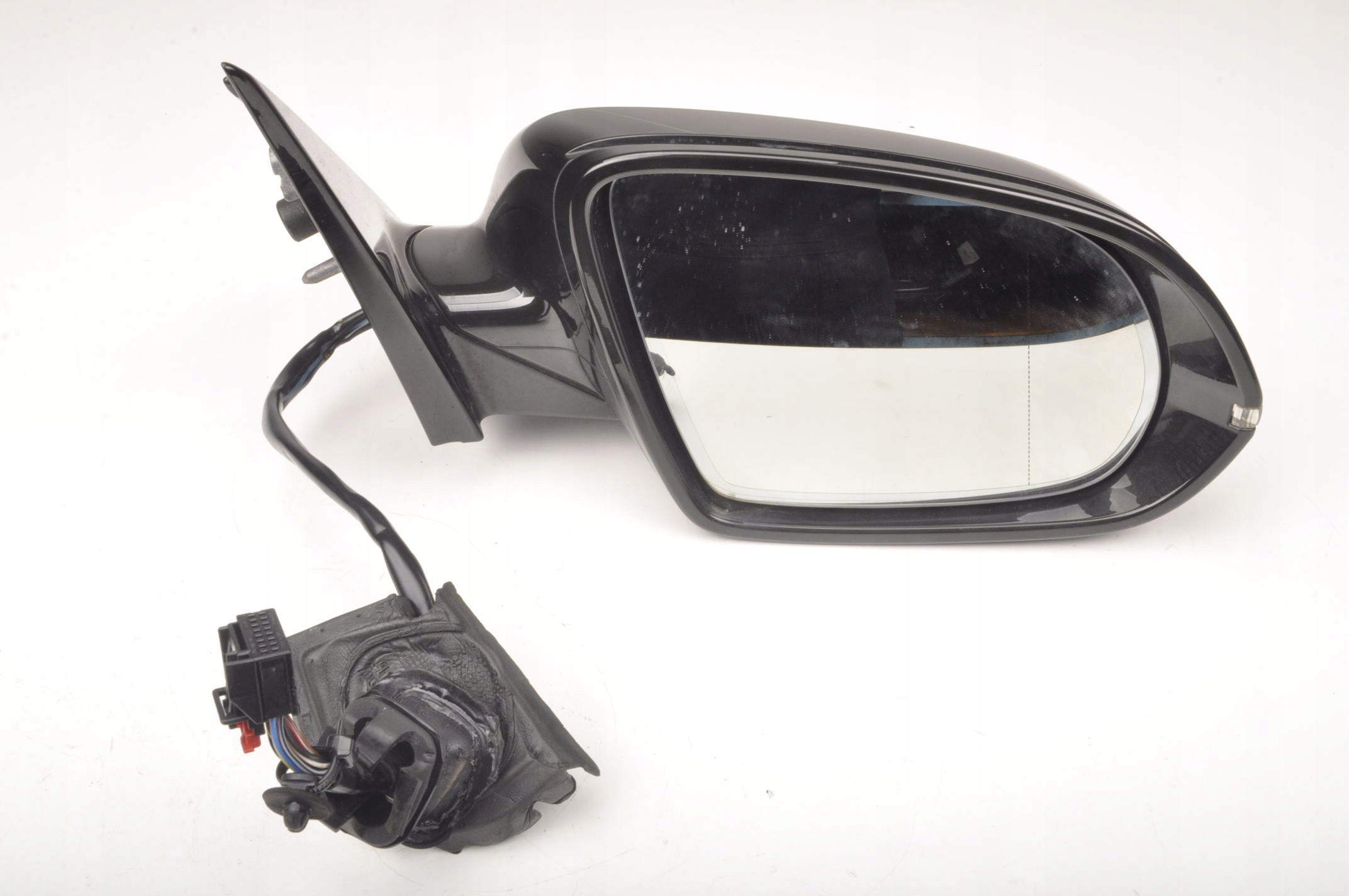 AUDI A8 D4 2014R LUSTERKO PRAWE LIFT 14PIN