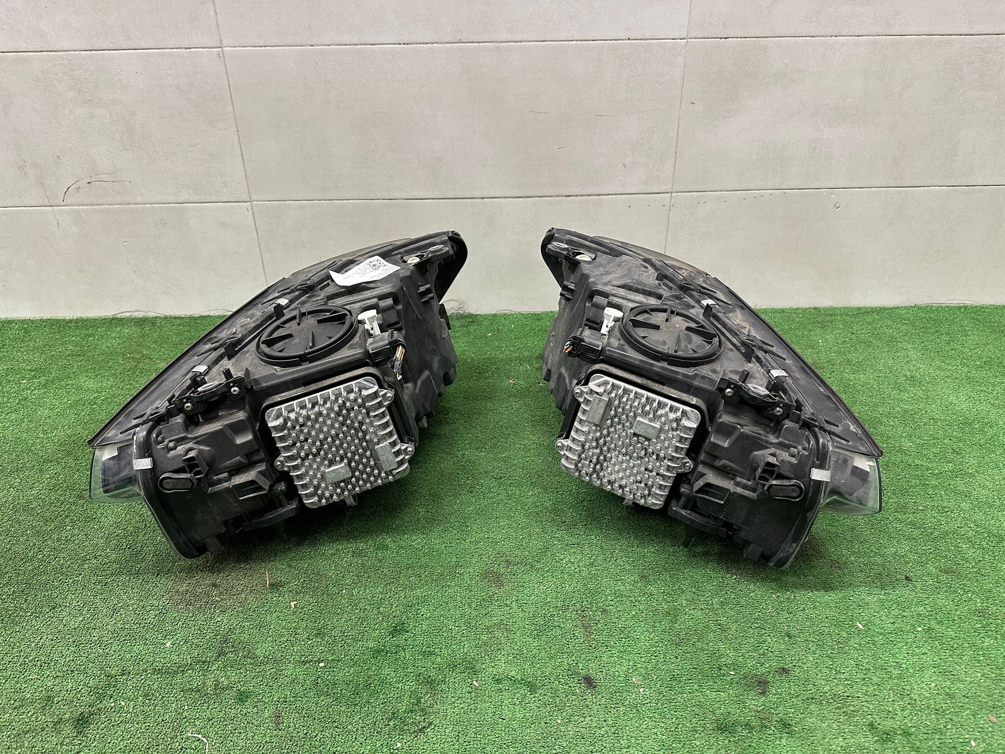 BMW X3 G01 X4 G02 light front EU right left LED/H7 8739642 8739641