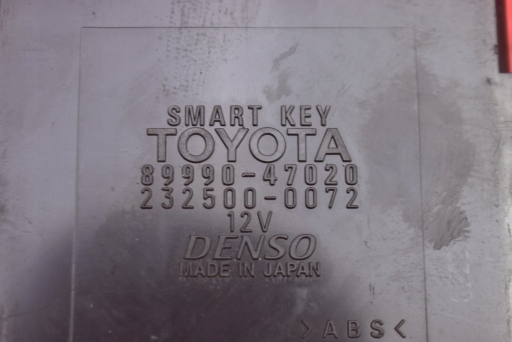control unit module SMART KEY 89990-47020 232500-0072 TOYOTA PRIUS 2 II XW20