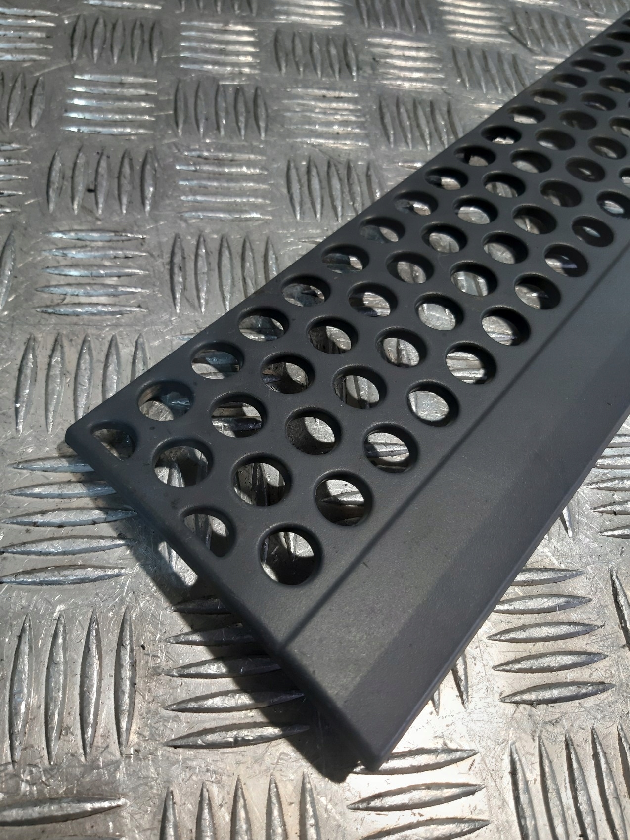 MERCEDES ACTROS MP4 grid grille DOLNEJ left A9608852584