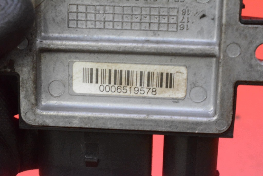relay plugs glow 859172301 BMW E90 E91 2.0 D 143 KM 04-10