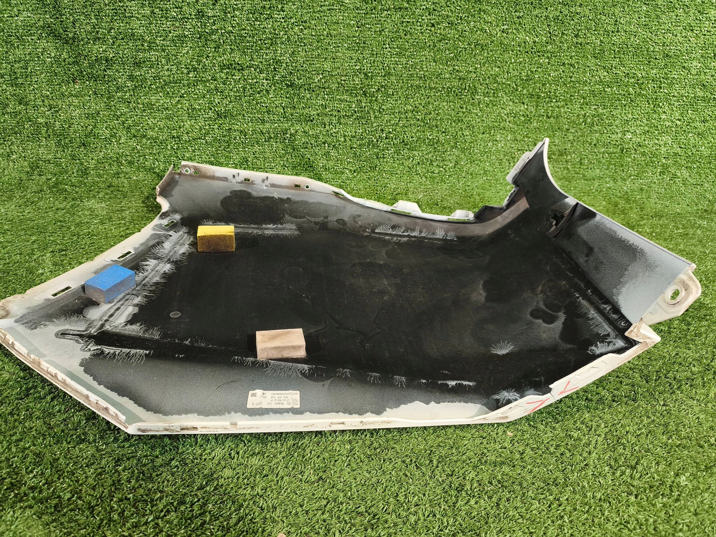 Ecke der Stoßstange links heck TOYOTA RAV4 V NR.34