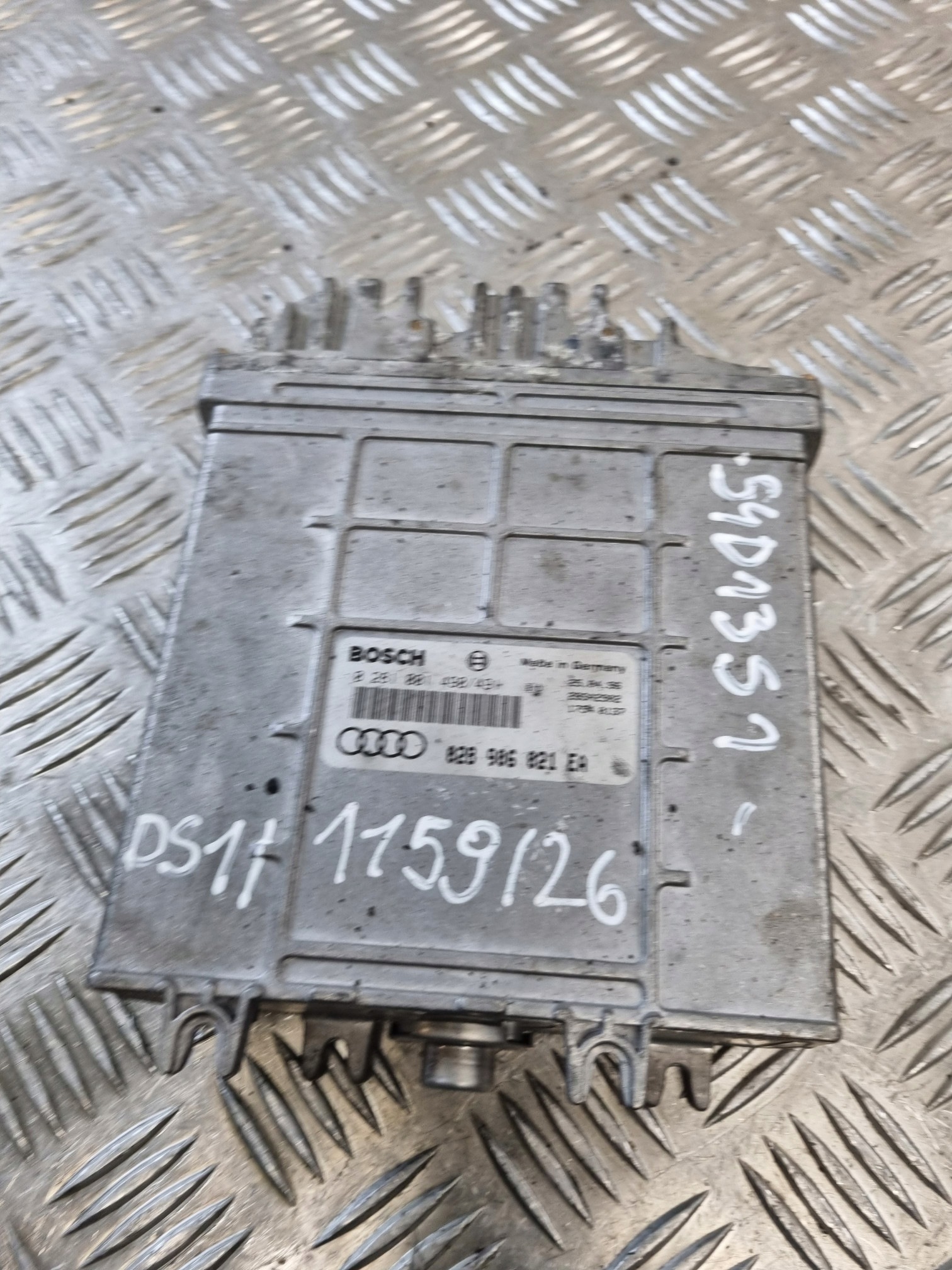 bedienteil des motors AUDI A4 B5 1.9 TDI