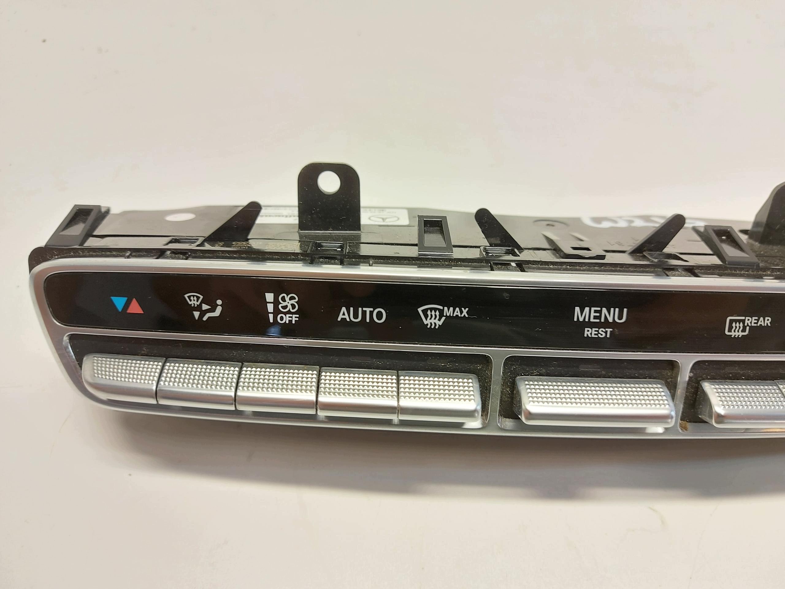 MERCEDES W213 E300de Kombi commande de climatisation A2139059907
