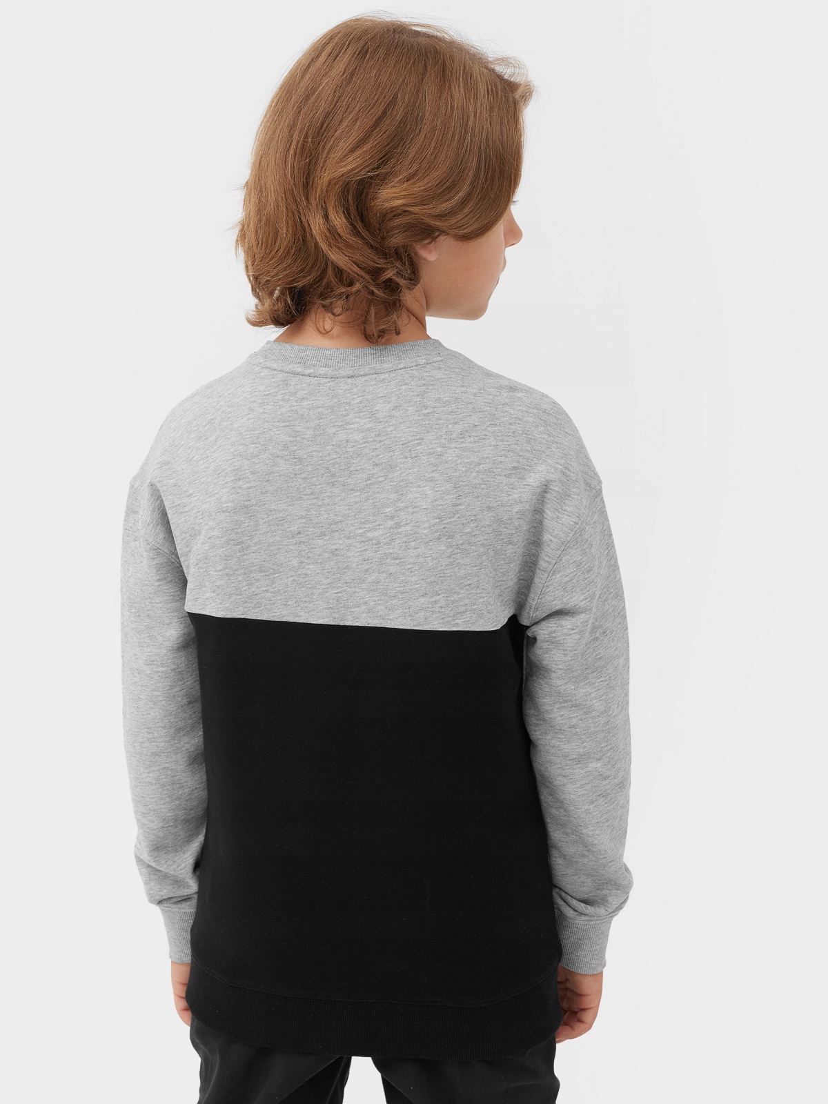 4F BLUZA CHŁOPIĘCA DRESOWA SPORTOWA NIEROZPINANA EAN (GTIN) 5904698468522