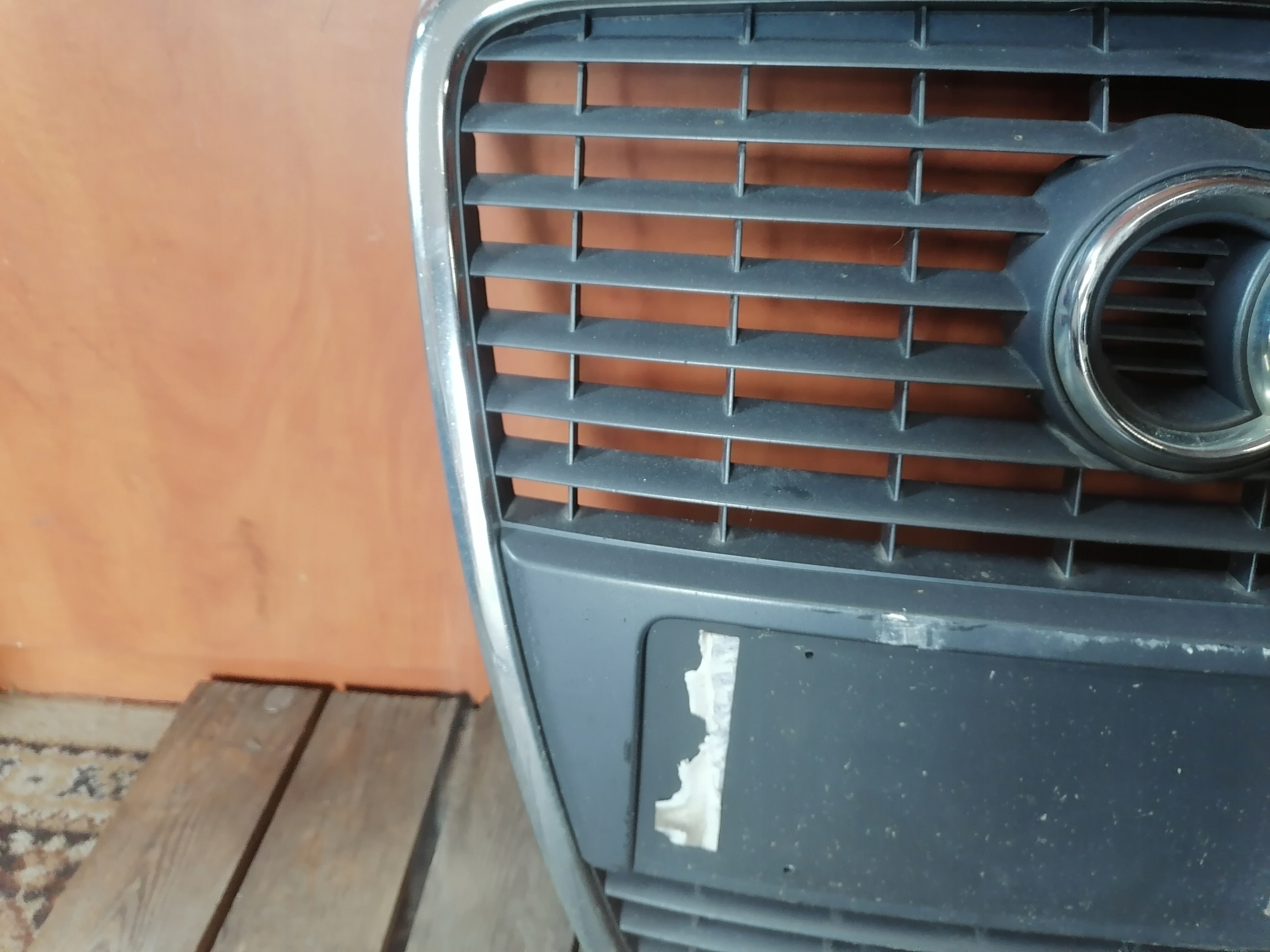 Audi A6 C6 front front PREKLADgrill 4F0853651