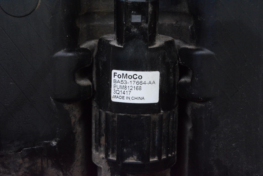 washer fluid tank DV61-17B613-AA FORD TRANSIT CONNECT MK2 1.6 TDCI