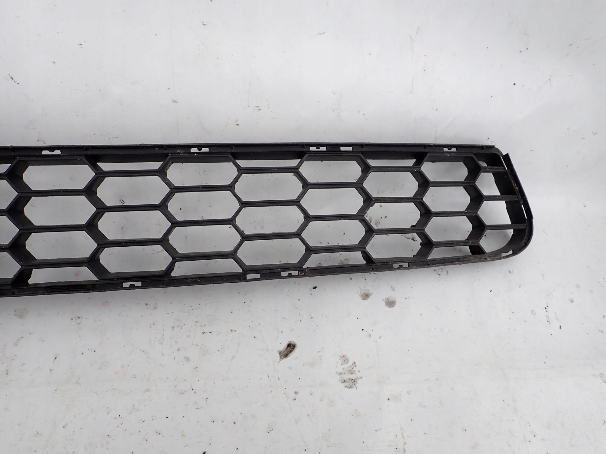 FORD MONDEO IV 4 TITANIUM S 07-10 grid central