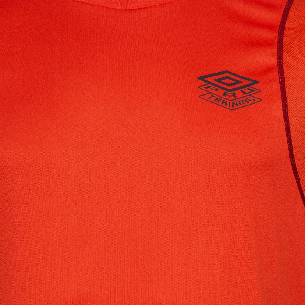 Stylowa koszulka treningowa Umbro PRO, rozmiar M Marka Umbro