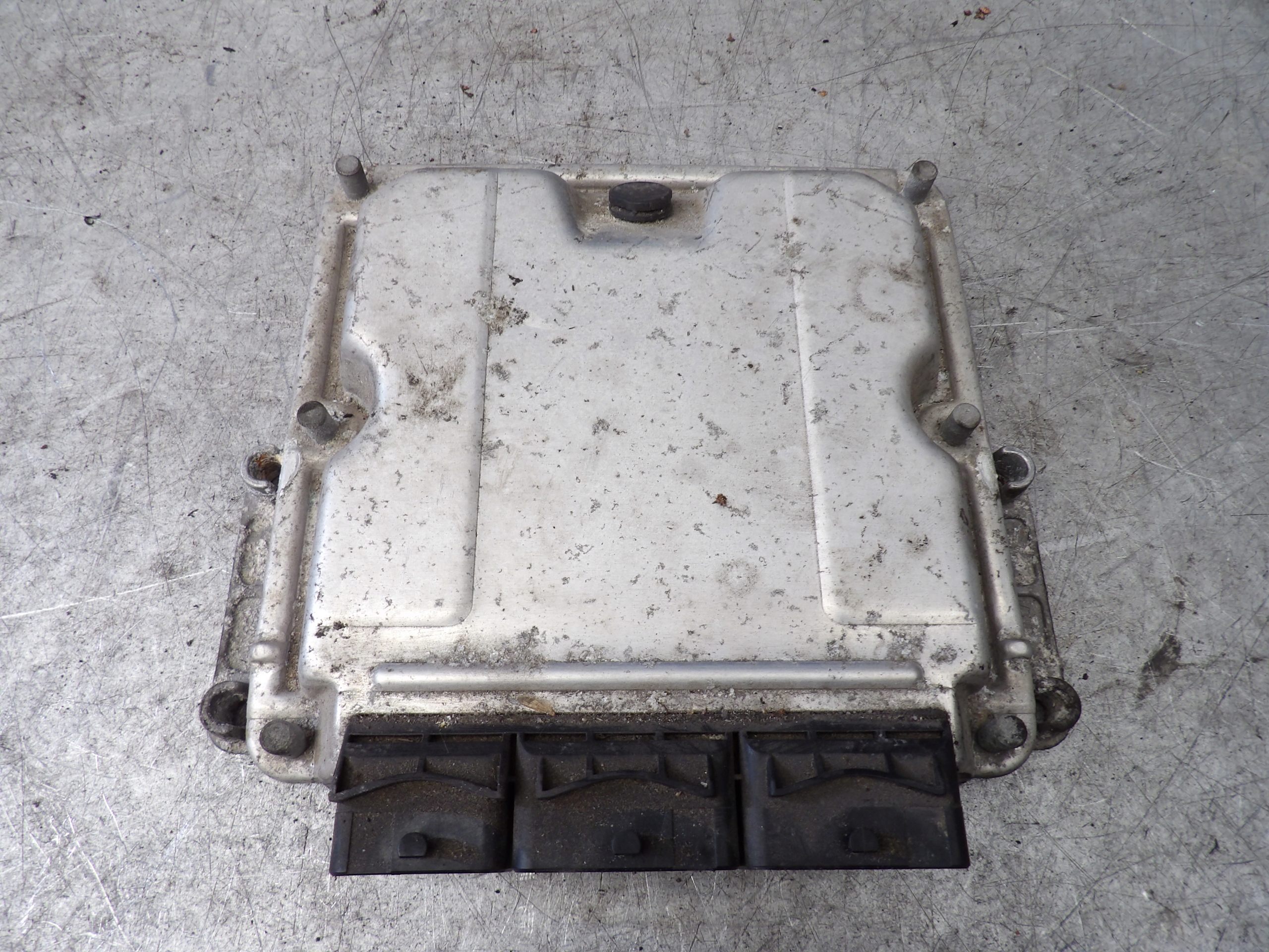 Renault Laguna II computer, control unit 0281010556 8200153946 8200095416