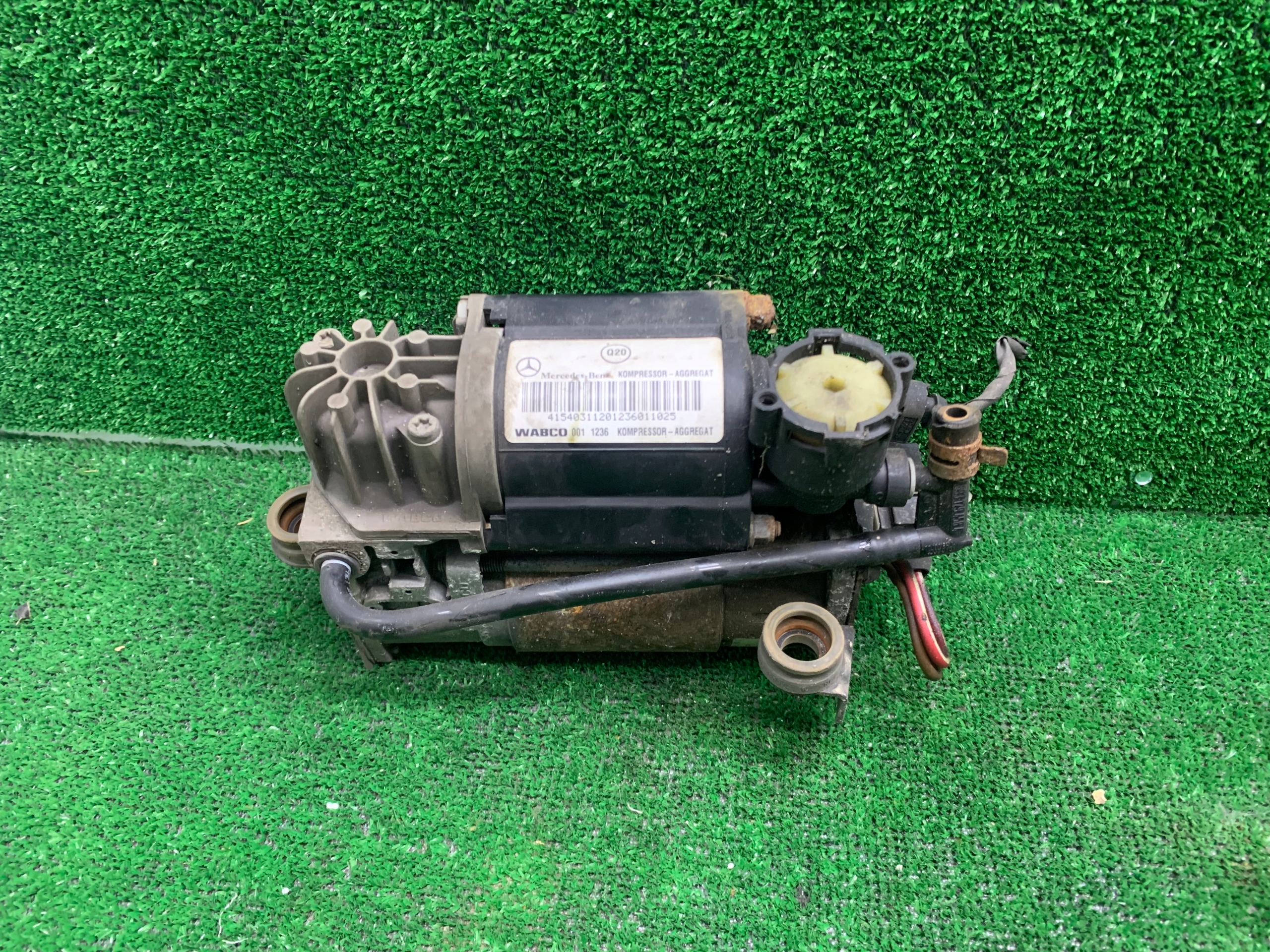 Mercedes W211 W219 KOMPRESOR ZAWIESZENIA 4154031120 a4154031120