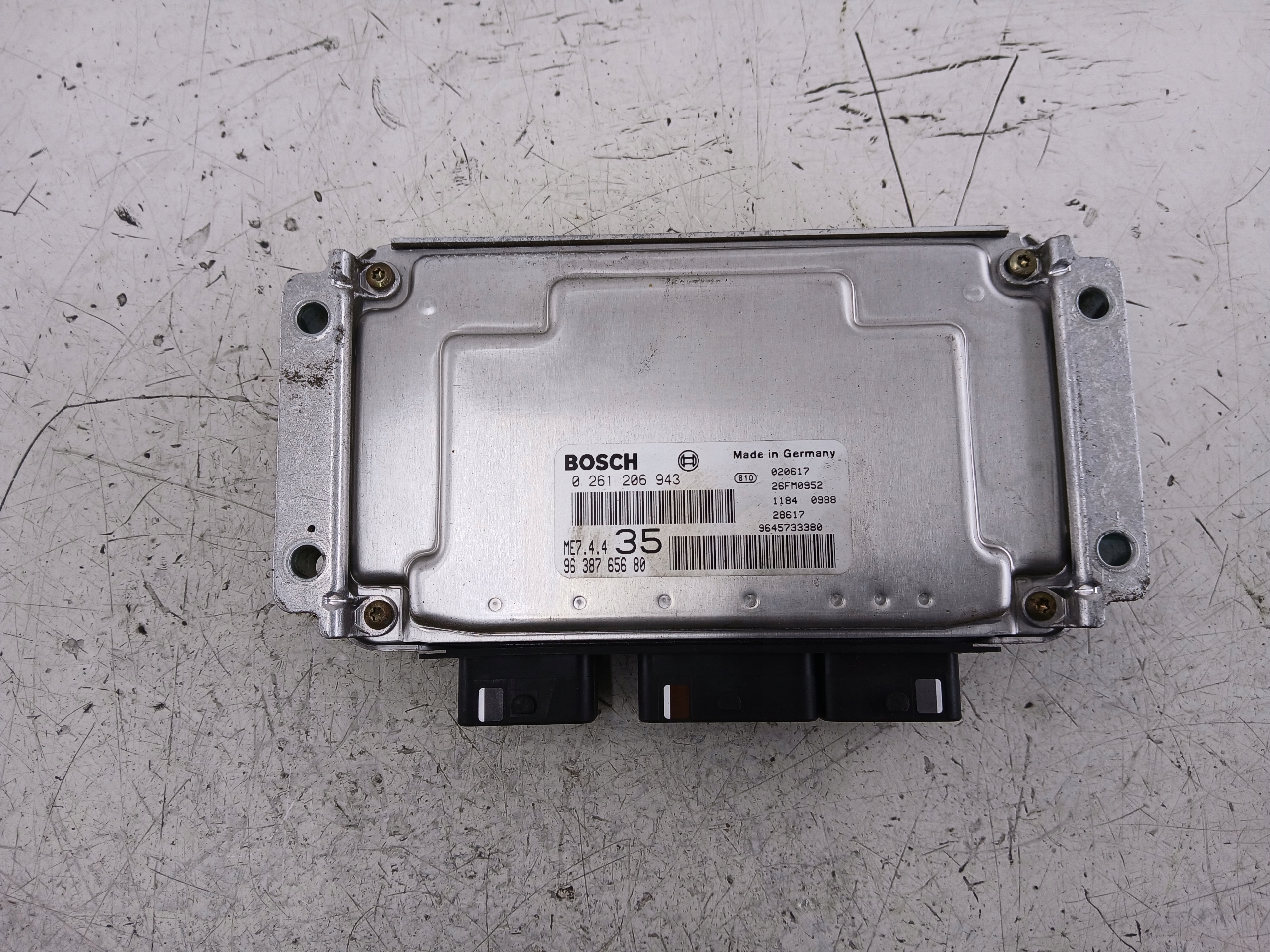 PEUGEOT 307 1.6 control unit of the engine 9638765680