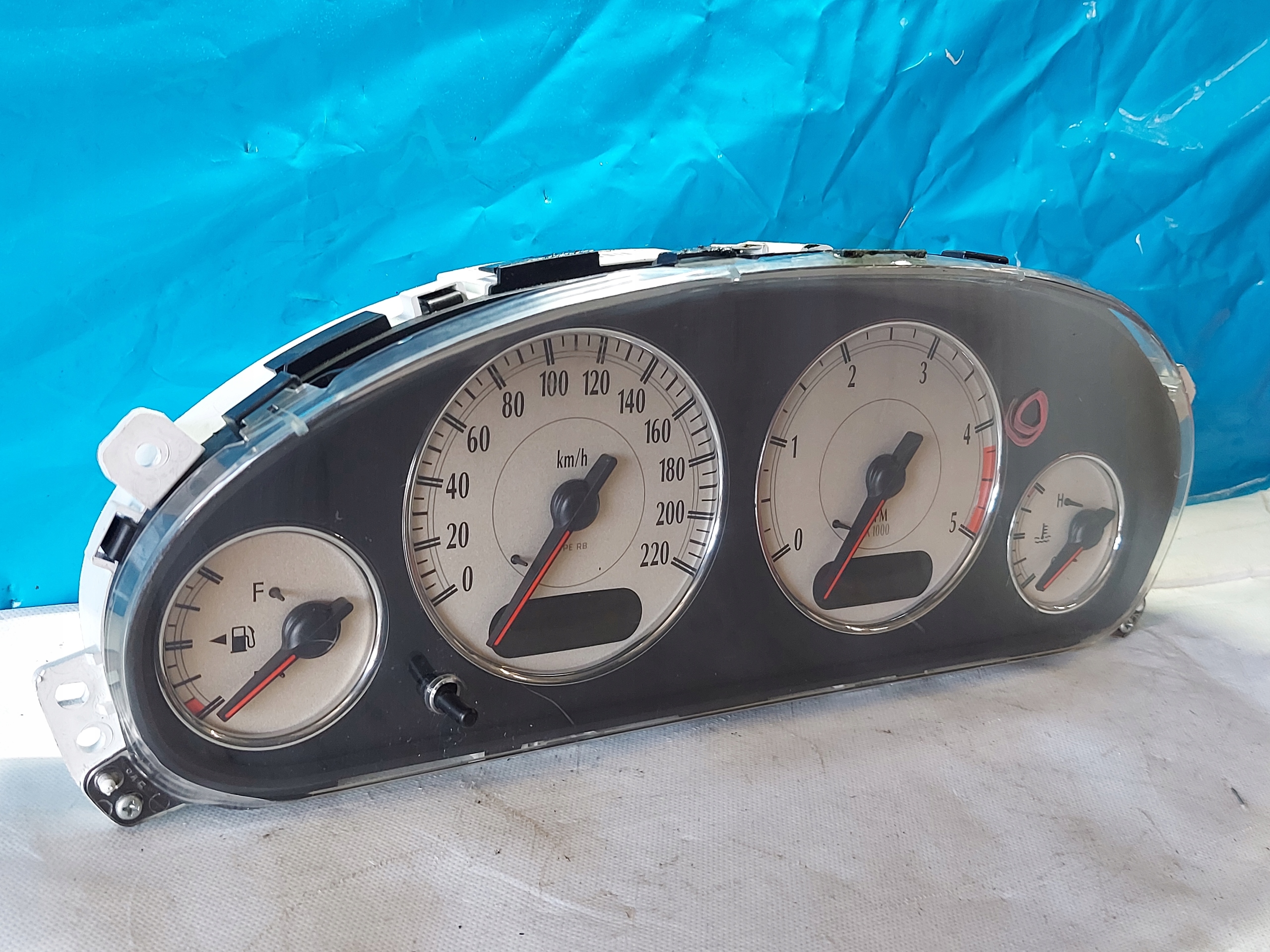 dials clock CHRYSLER VOYAGER 2.8 CRD R987AB