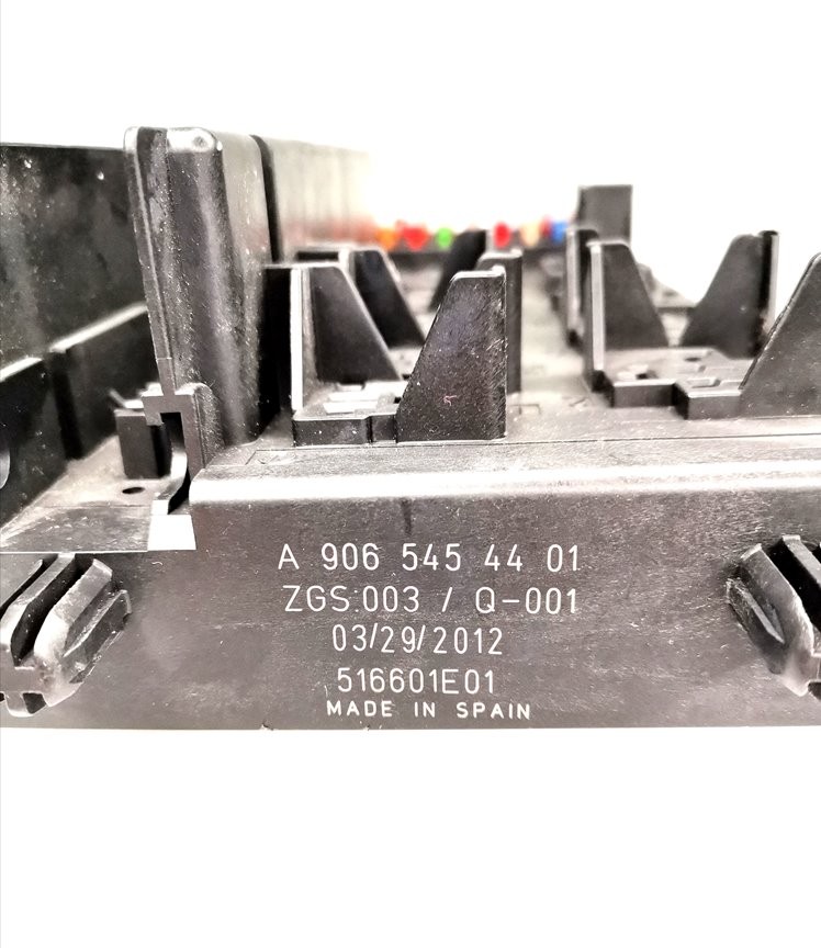 MODUŁ SKRZYNKA BSI MERCEDES A9065454401 Producent części Mercedes-Benz OE