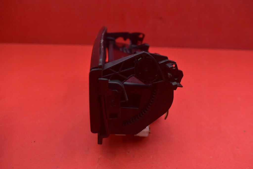 Handschuhfach mitte 9119317 BMW F01 LIFT 12-15