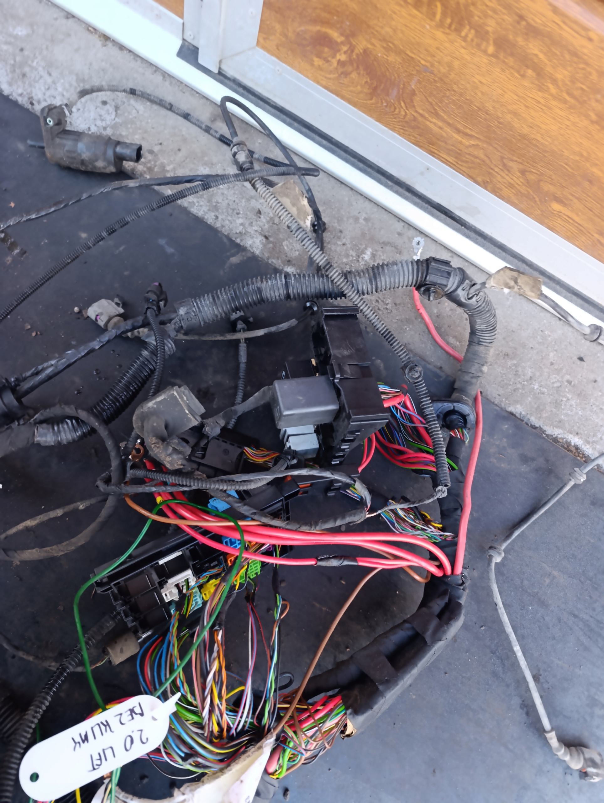 VW T5 LIFT 2.0 wiring bundle KOMORY of the engine under the window
