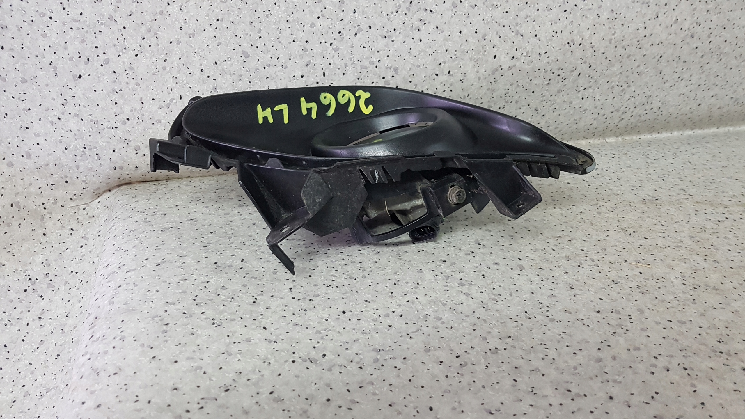 MAZDA 6 GJ 2012 - left fog light grid holder 2664