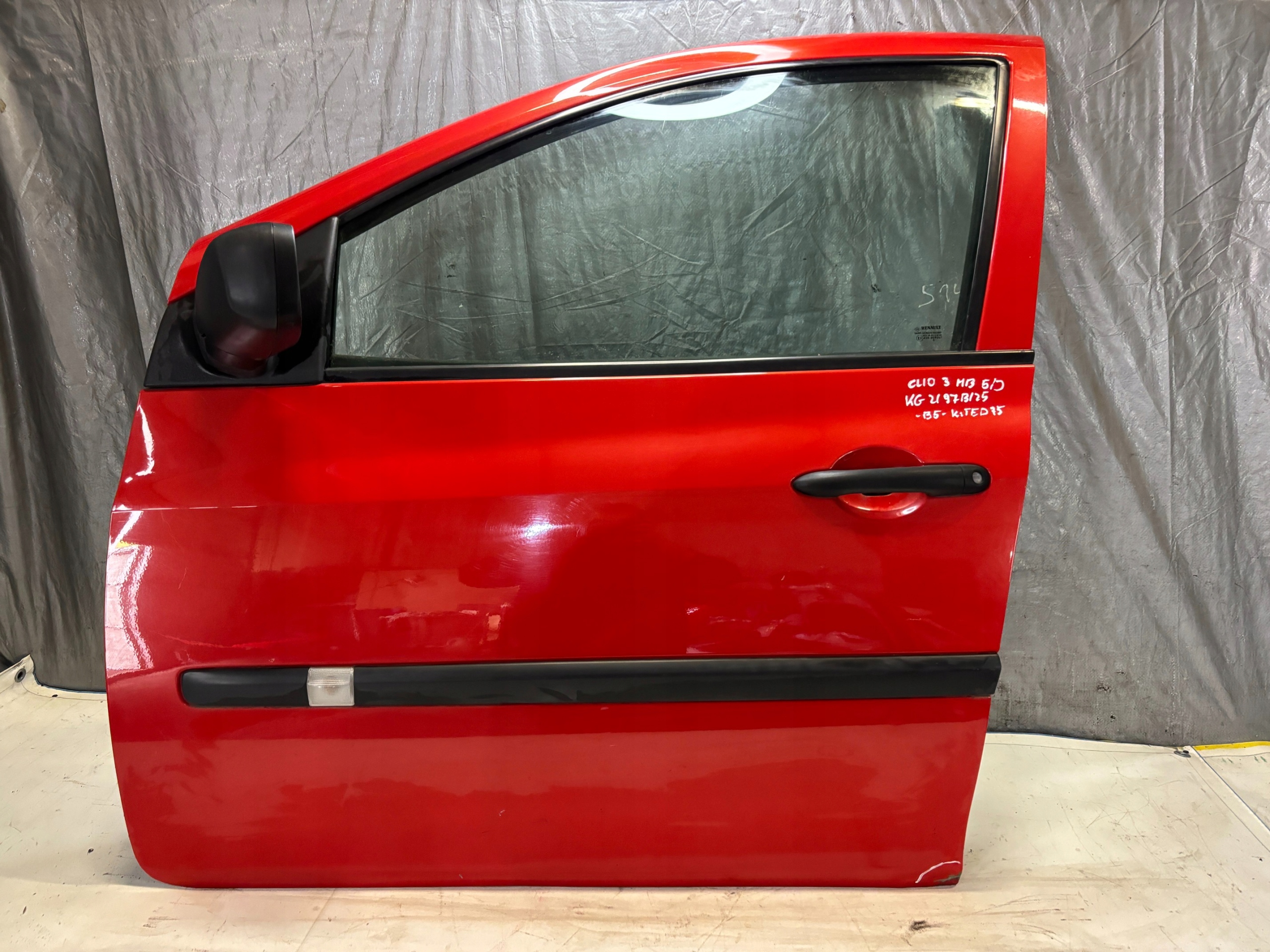 door left front Renault Clio III 3 HB 5D k: TED75