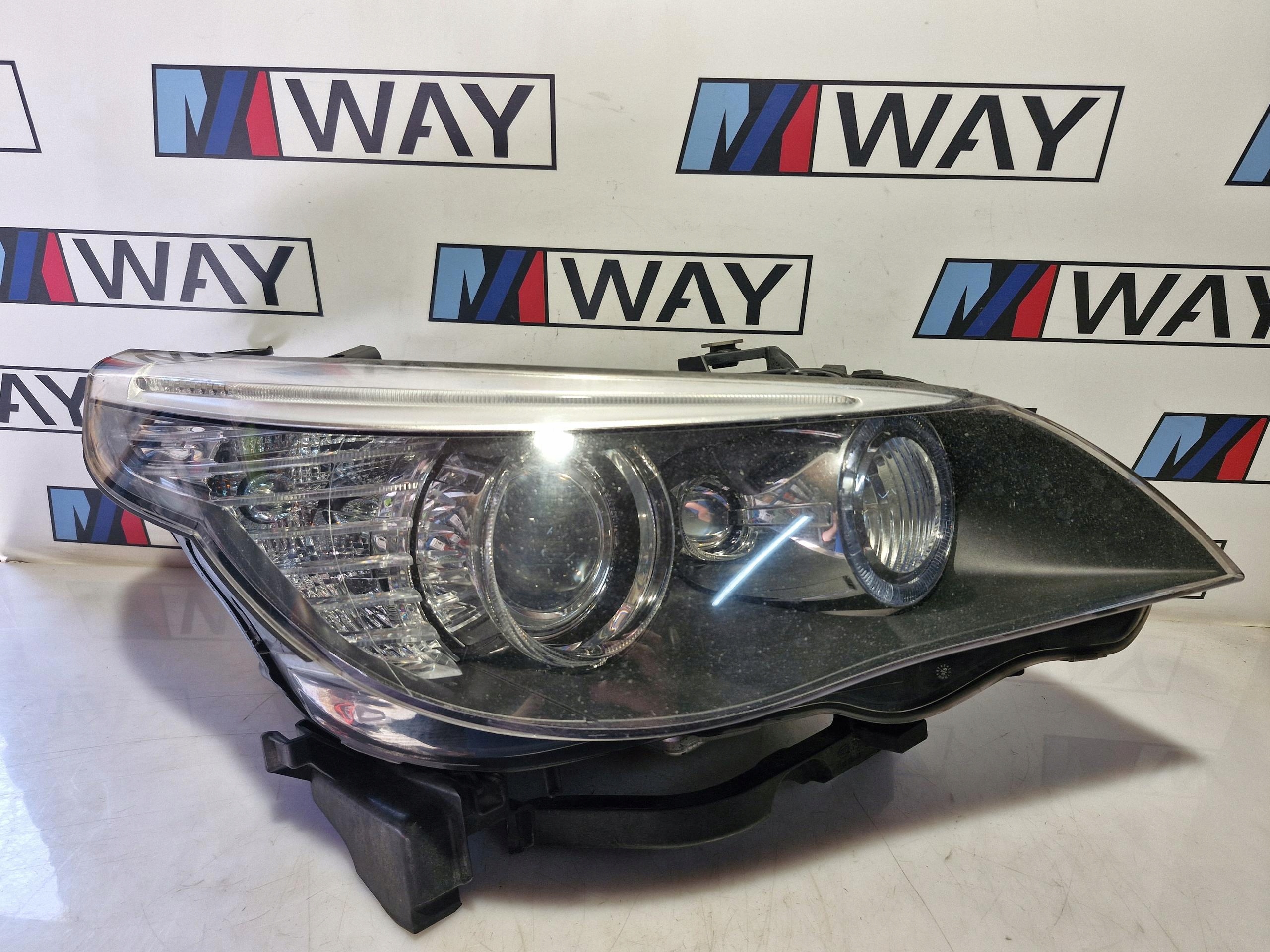 7044672 BMW E60 E61 LCI light right front XENON positioning EUROPA