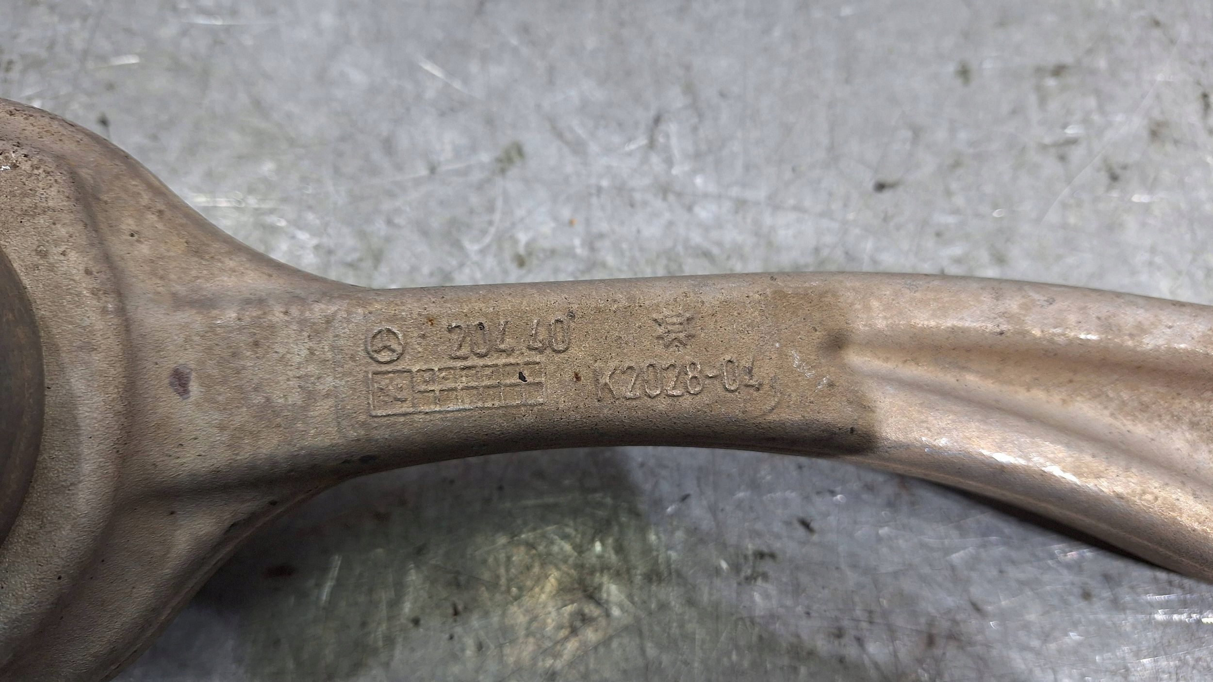arm right front 20440 MERCEDES GLK X204