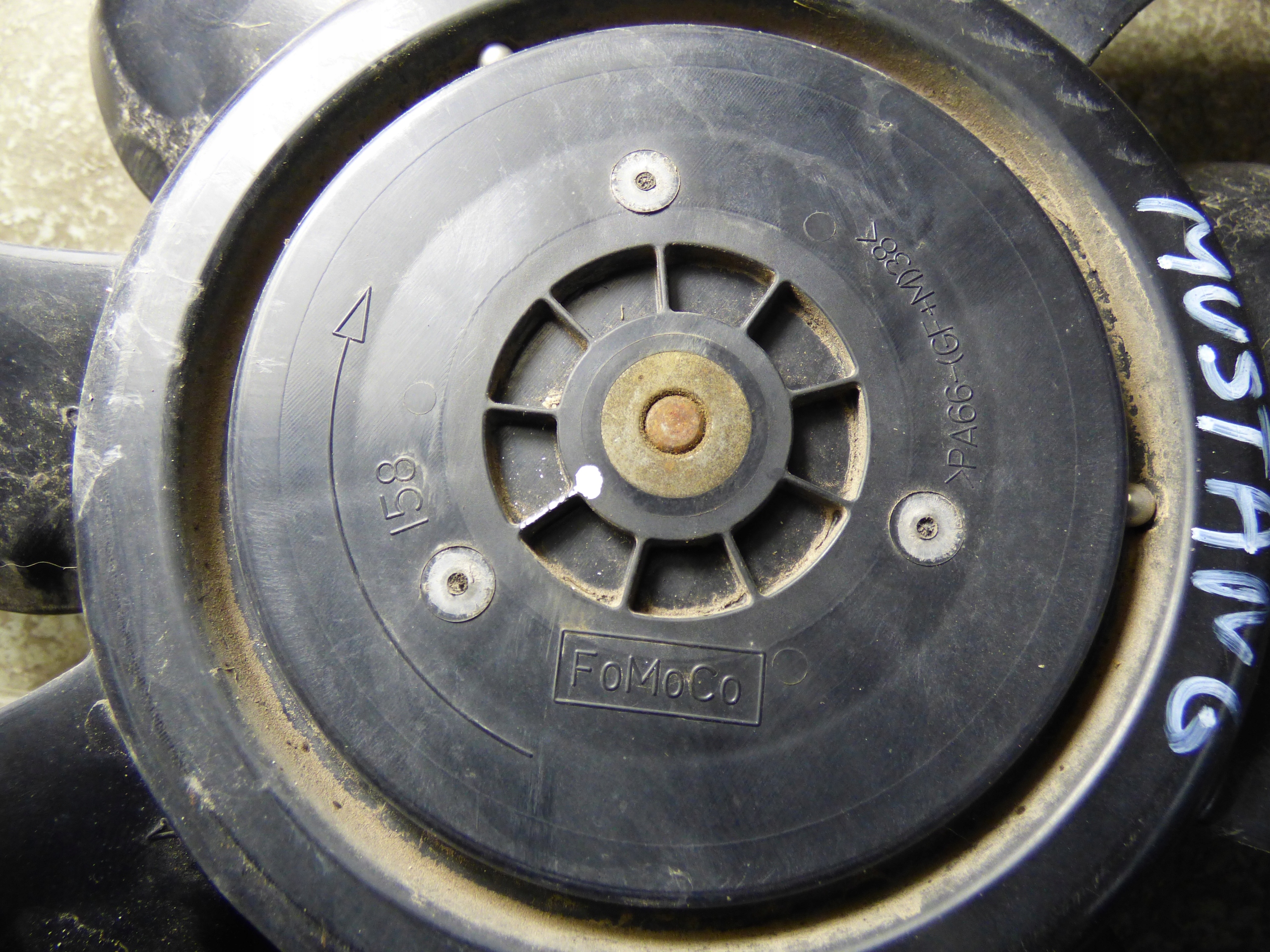 radiator fan FORD MUSTANG