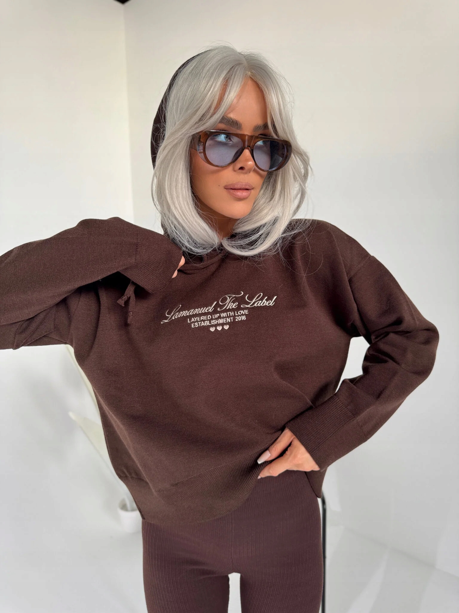 Dámský svetr Lamanuel Love čokoláda One Size