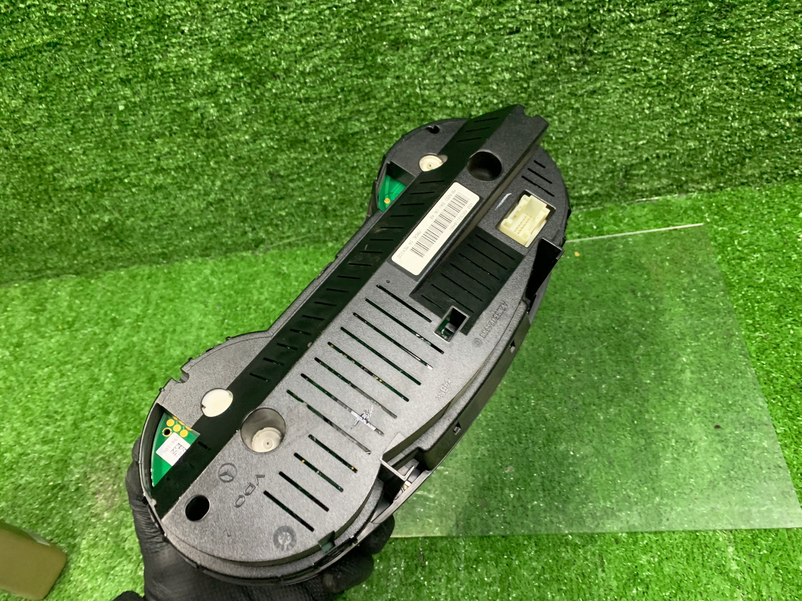 dials dials MERCEDES A2515400648