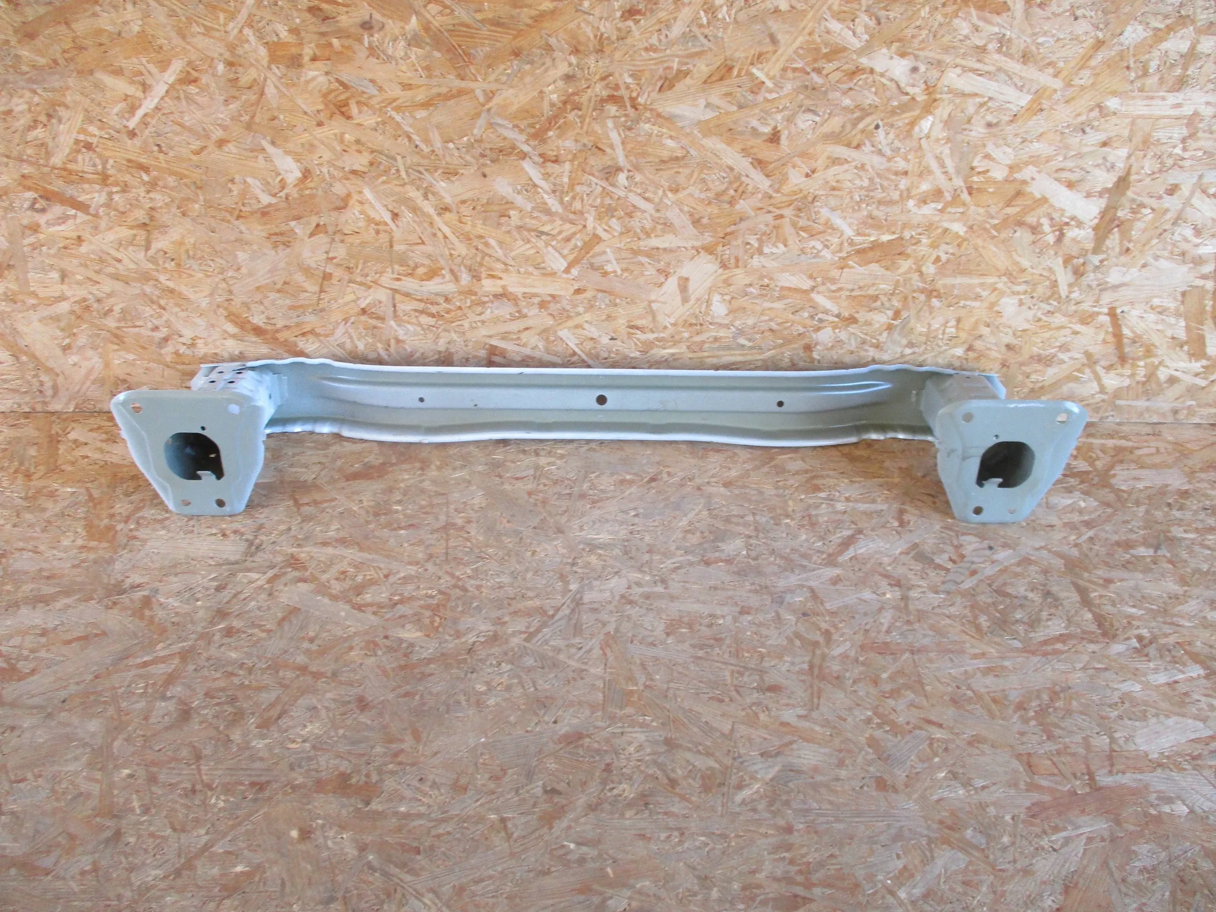 bumper support rear part rear TOYOTA COROLLA E21 HB