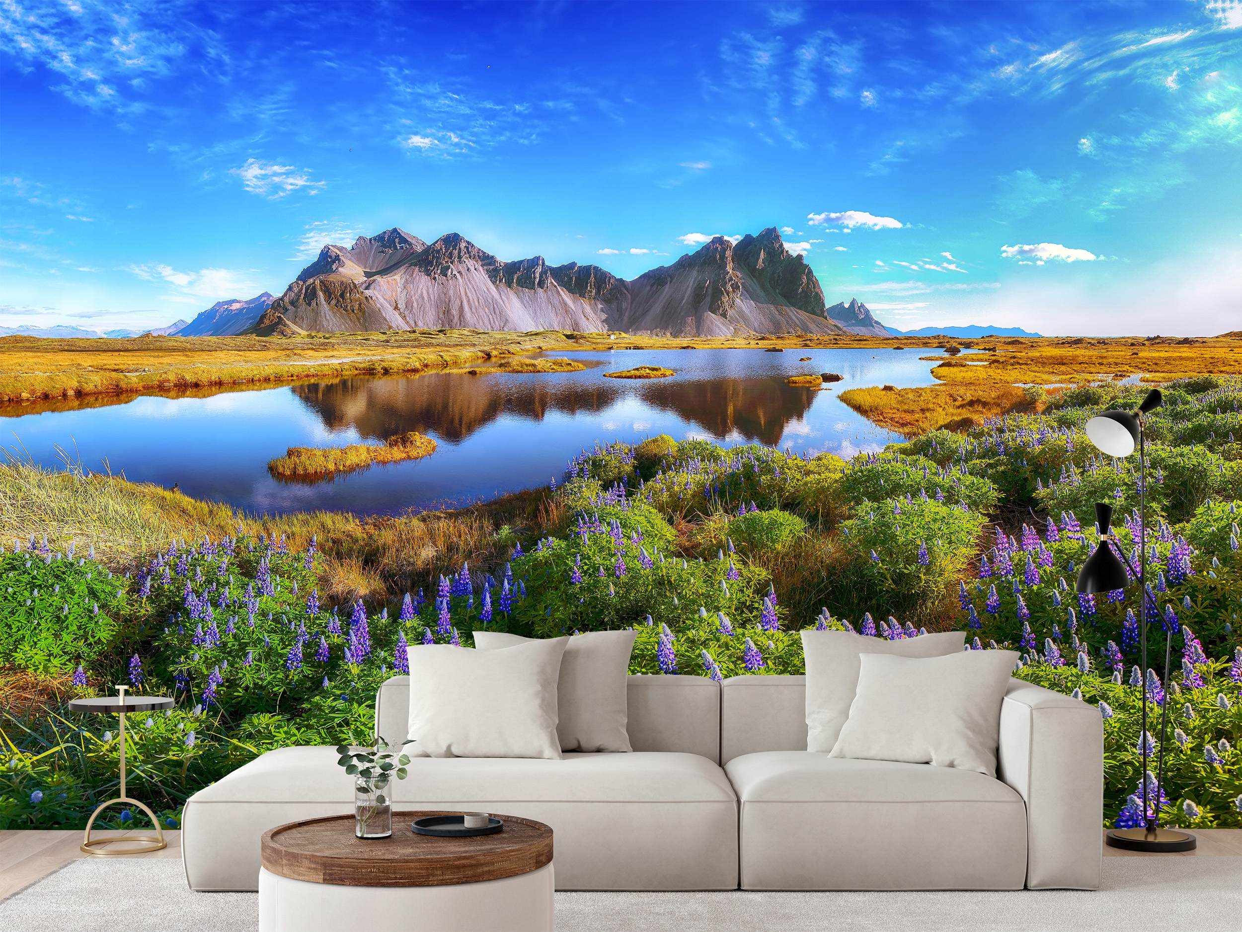 Fototapeta Slunečný Den A Květy Lupiny Island 416 x 254 cm