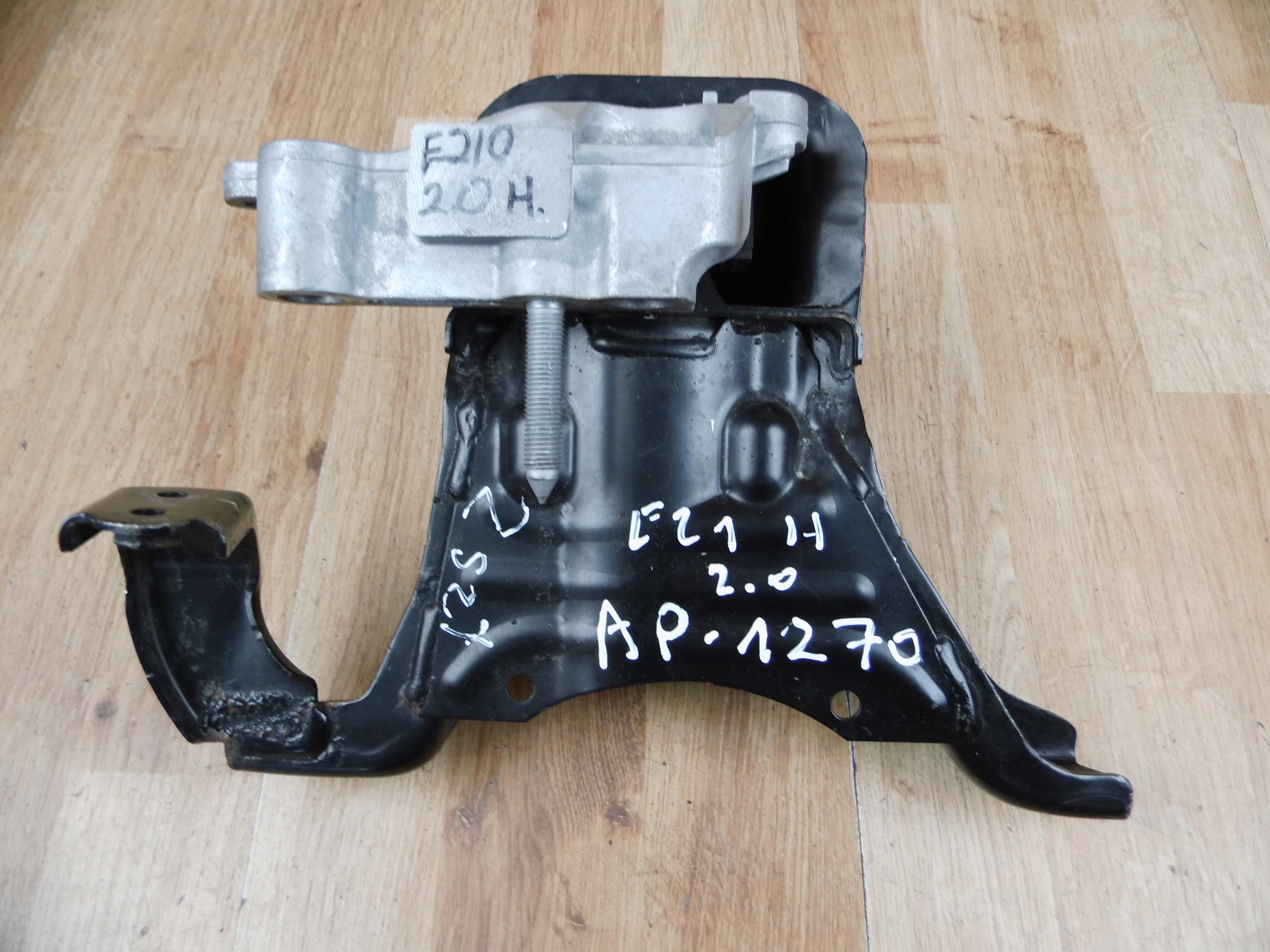 Toyota Corolla E21 2.0 HYBRID holder airbag engine right console holder