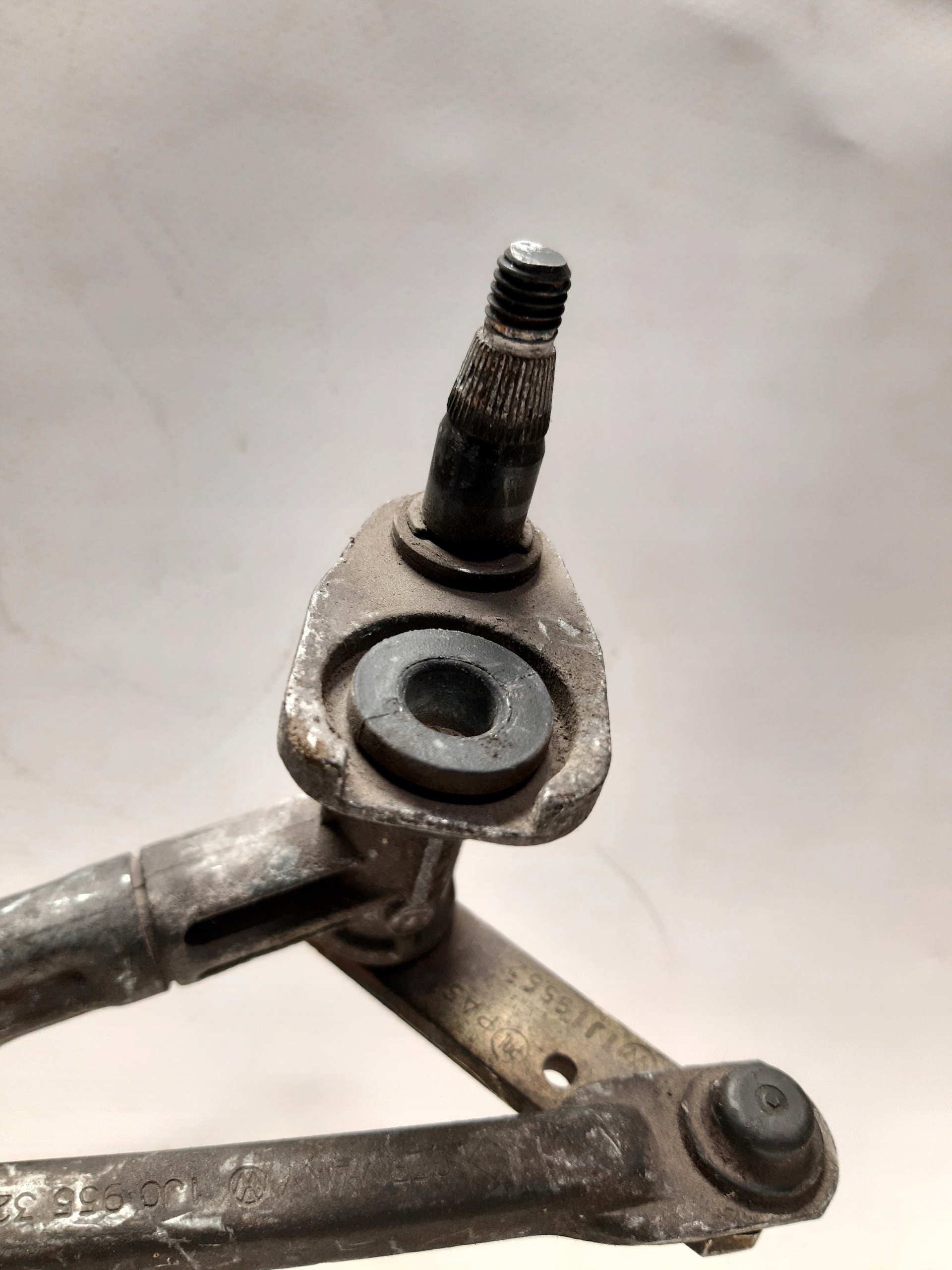 wiper mechanism front AUDI A3 8L