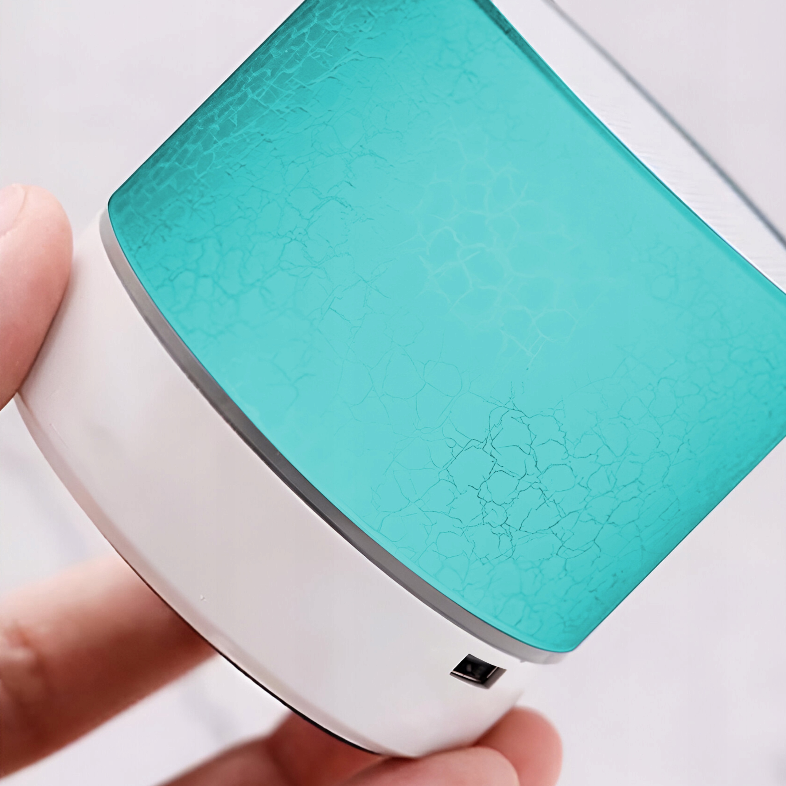 GŁOŚNIK BEZPRZEWODOWY MINI PRZENOŚNY BLUETOOTH USB SD ŚWIECĄCY LED Moc 3 W