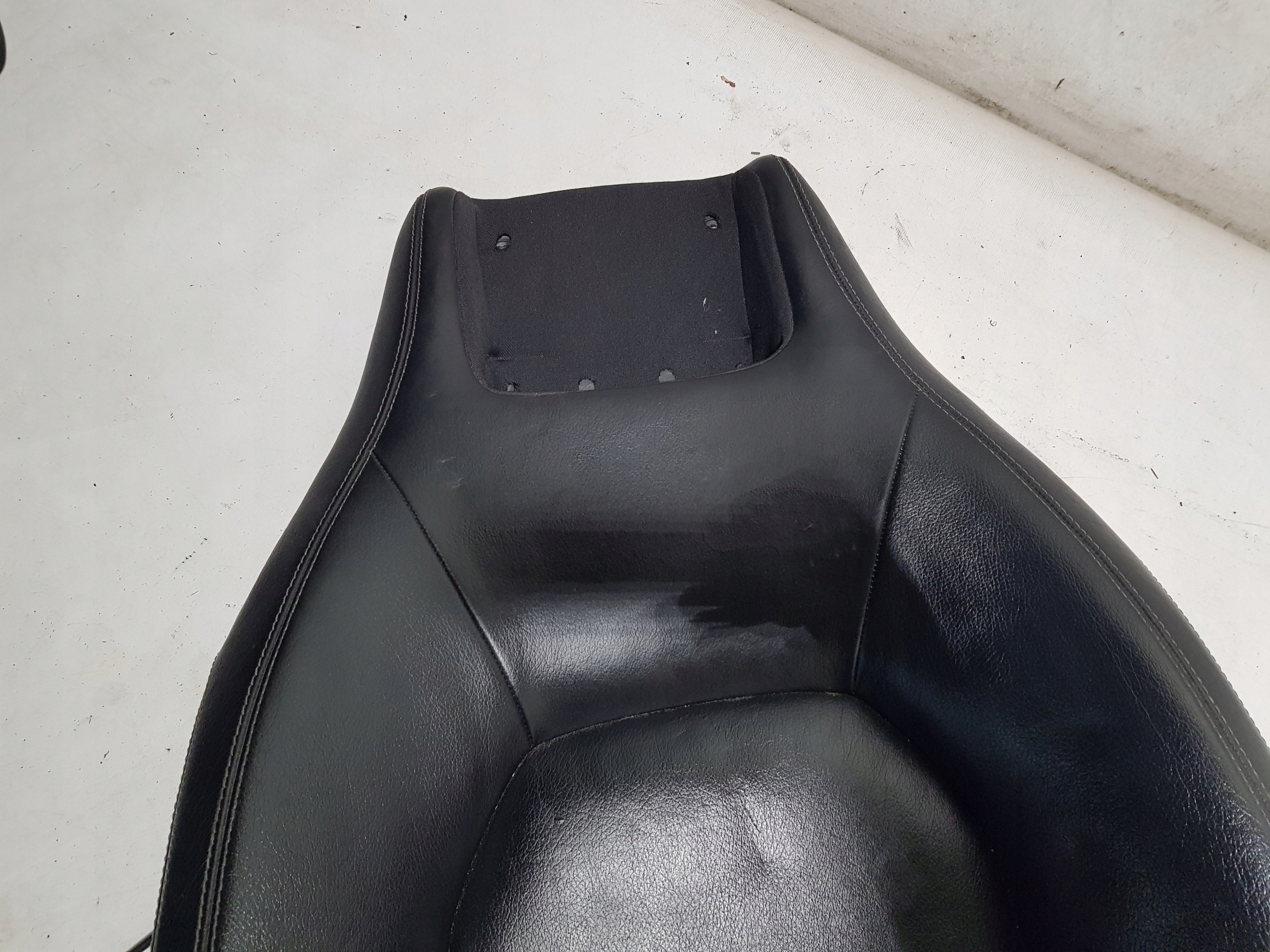 MERCEDES W207 OPARCIE seat driver´s left