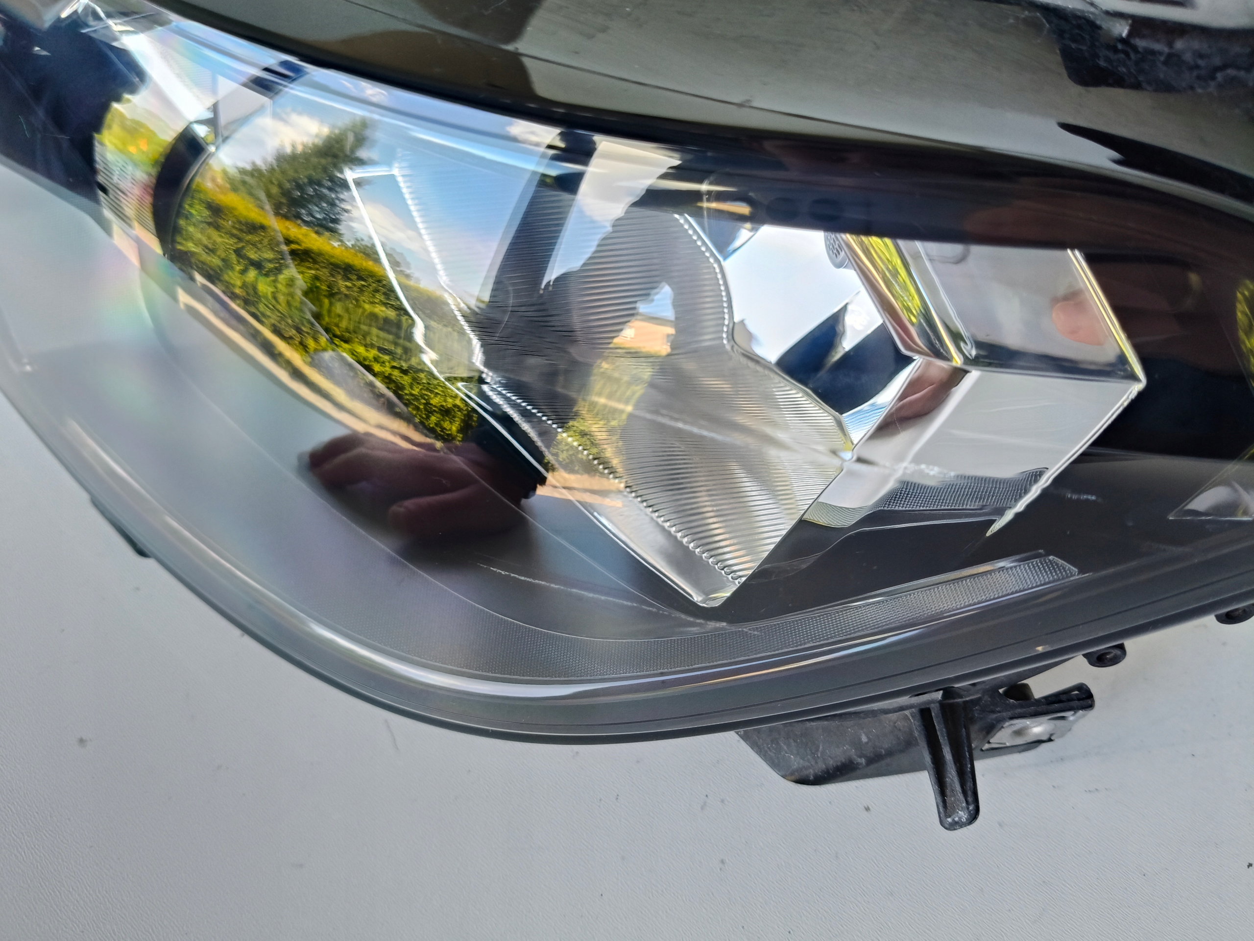 Licht links REFLEKTOR VW T-CROSS 2GM 18