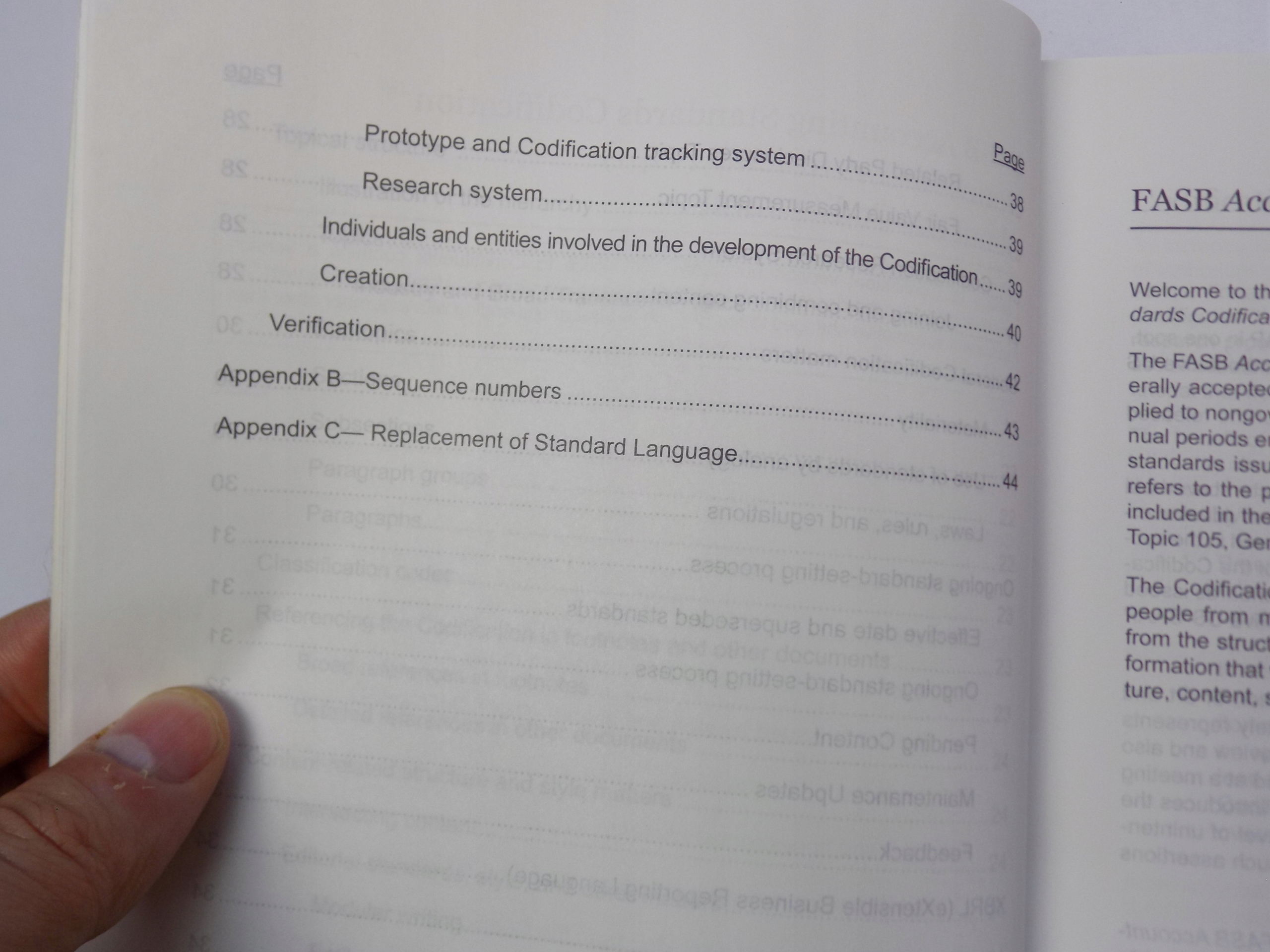 Accounting Standars Codification Volume 1 / 2010 Język publikacji polski