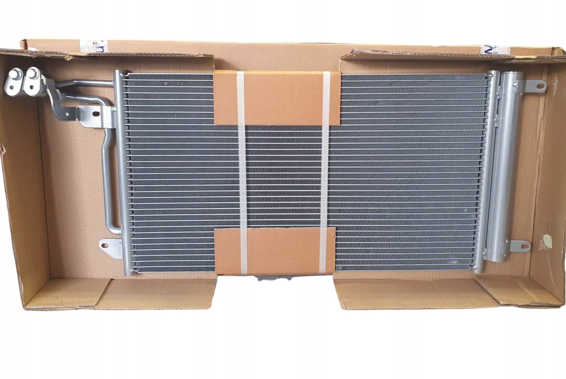 003-016-0022 - Радиатор кондиционера VW POLO V TSI TDI AUDI A1