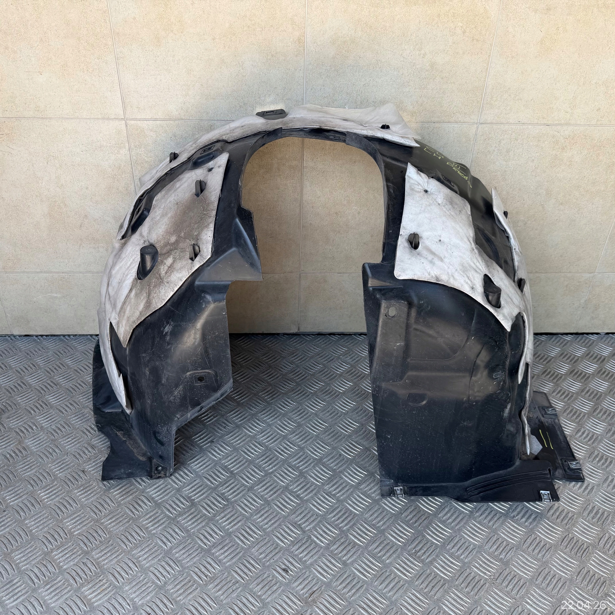 mudguard front left CITROEN C4 X C4 III 2025 ROK 9831258580