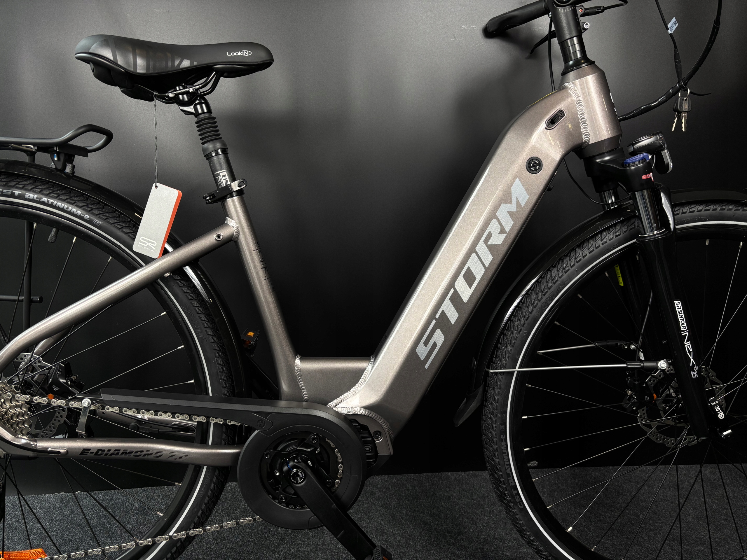 Rower Elektryczny Storm E-diamond 7.0 Lady Deep 17″/ Koło 28″/ Złoty grafit