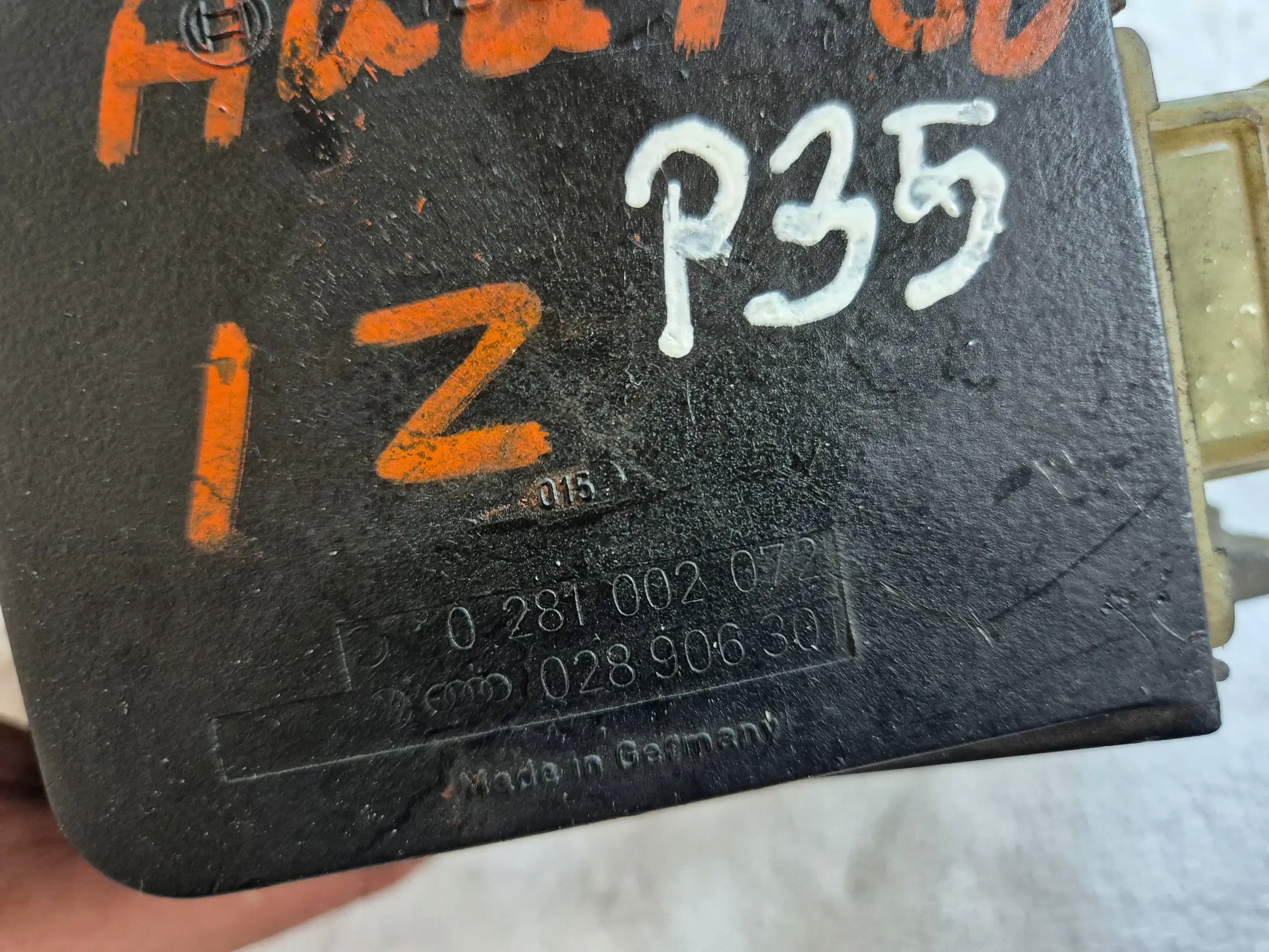 flow meter 0281002072 Audi 80 B4 1.9 TDI