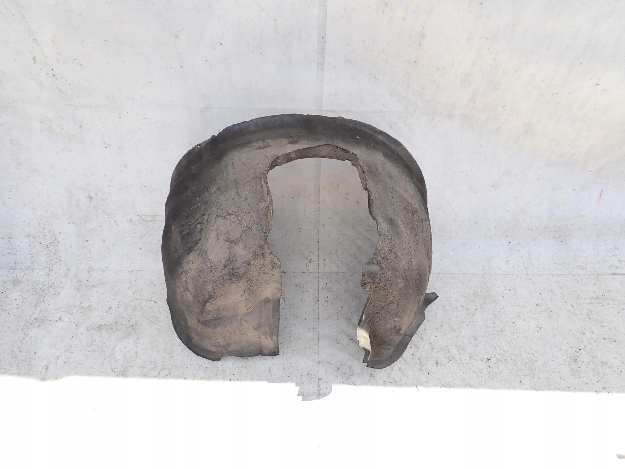 VOLVO XC60 and 1 08-17 mudguard front front right